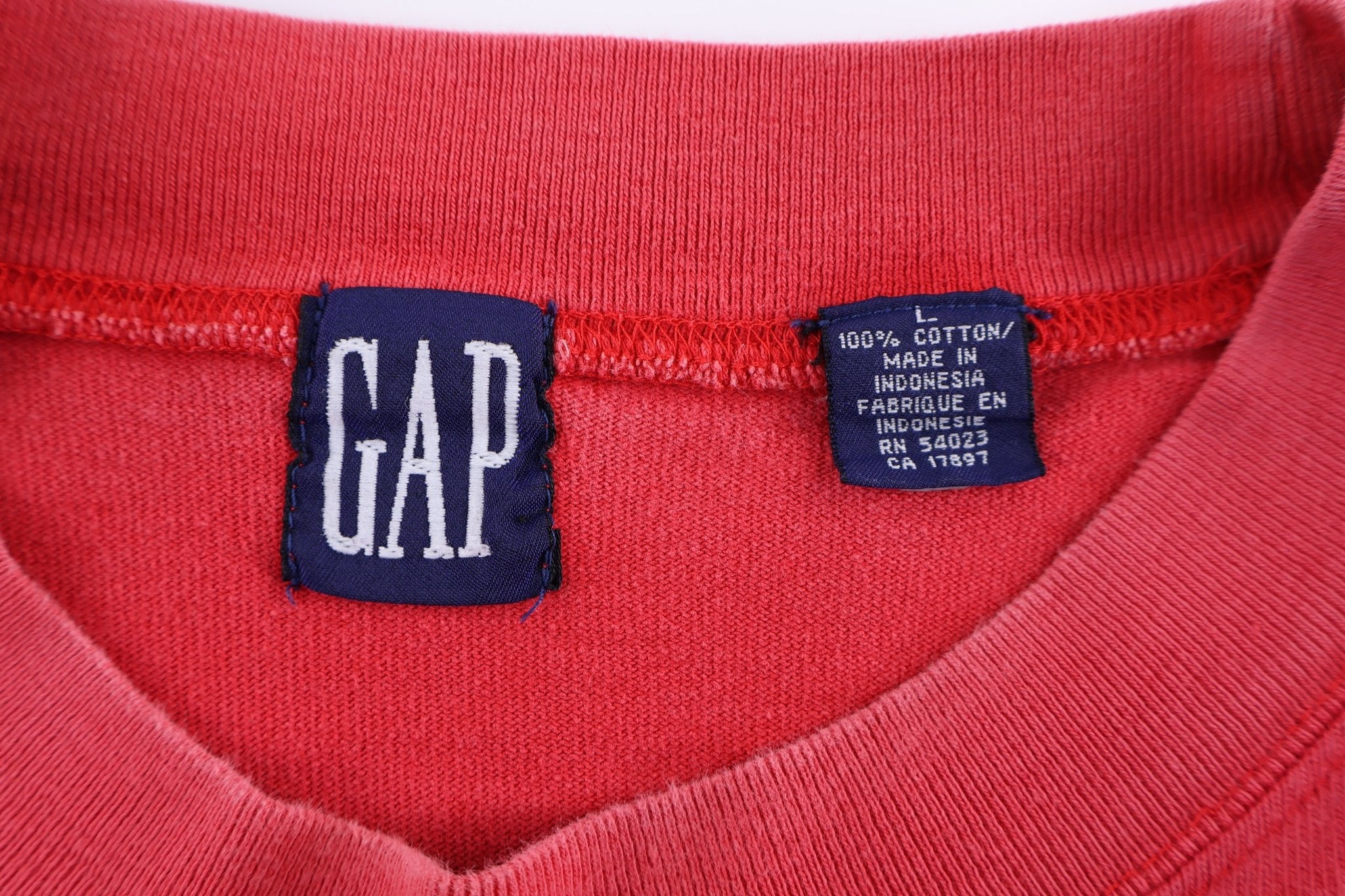 90's GAP Red & Blue Light Pullover - Sweater - Thrifted Threads
