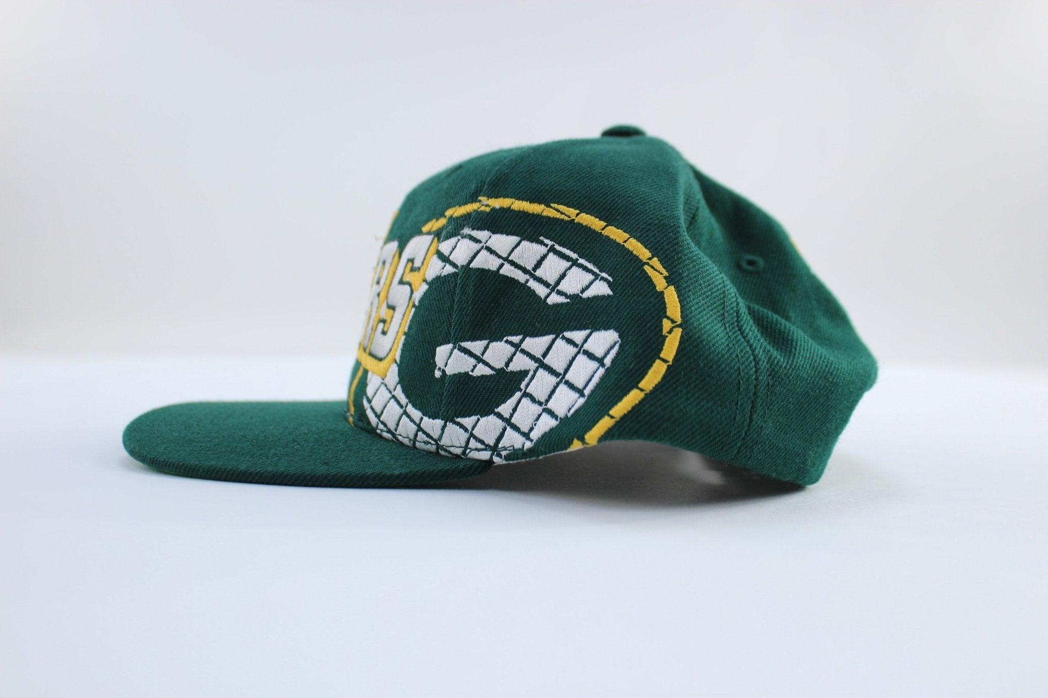 90's Green Bay Packers Embroidered Sports Specialties Snapback Hat - ThriftedThreads.com