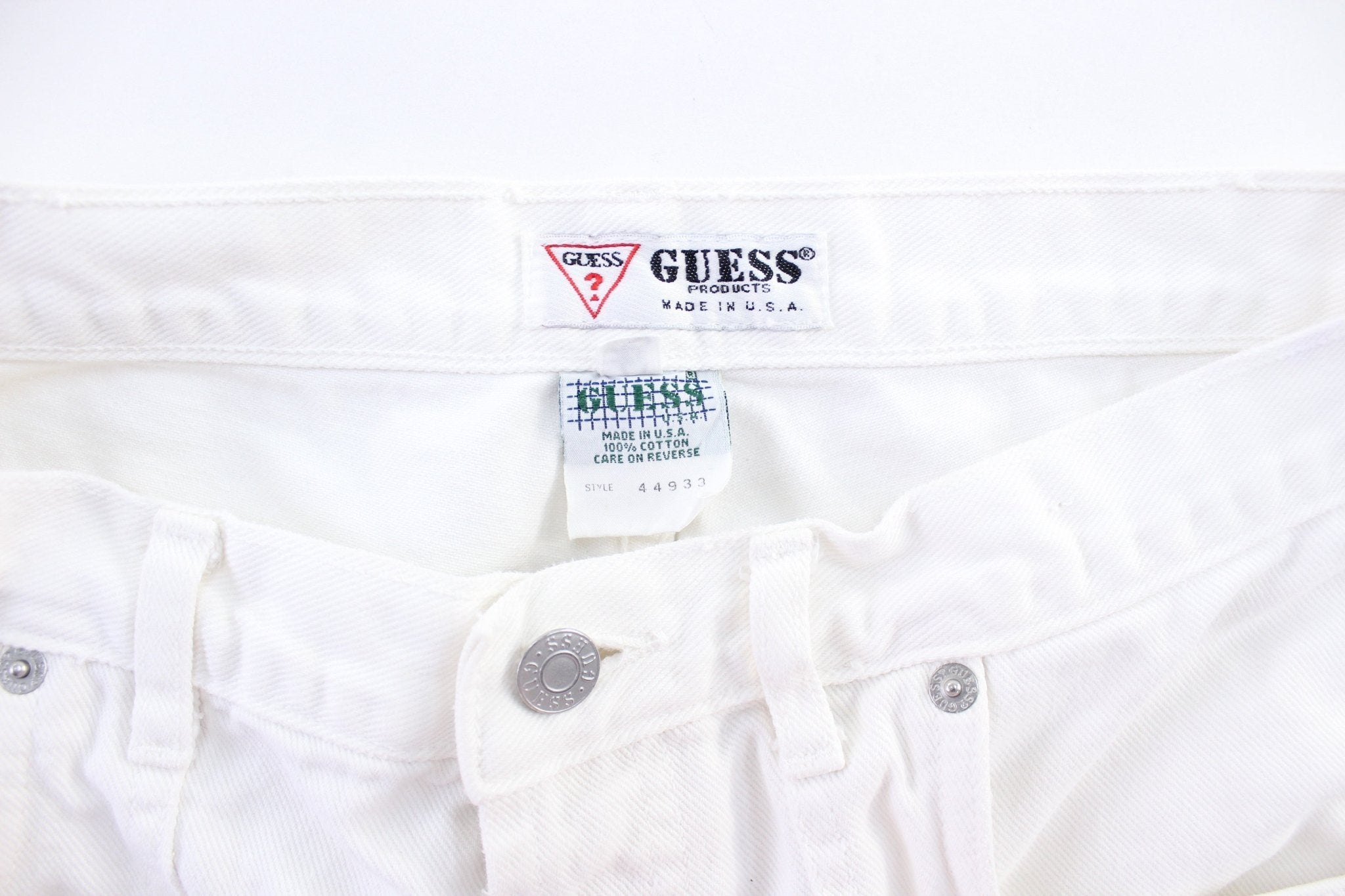 90's Guess Embroidered Logo White Denim Shorts - ThriftedThreads.com