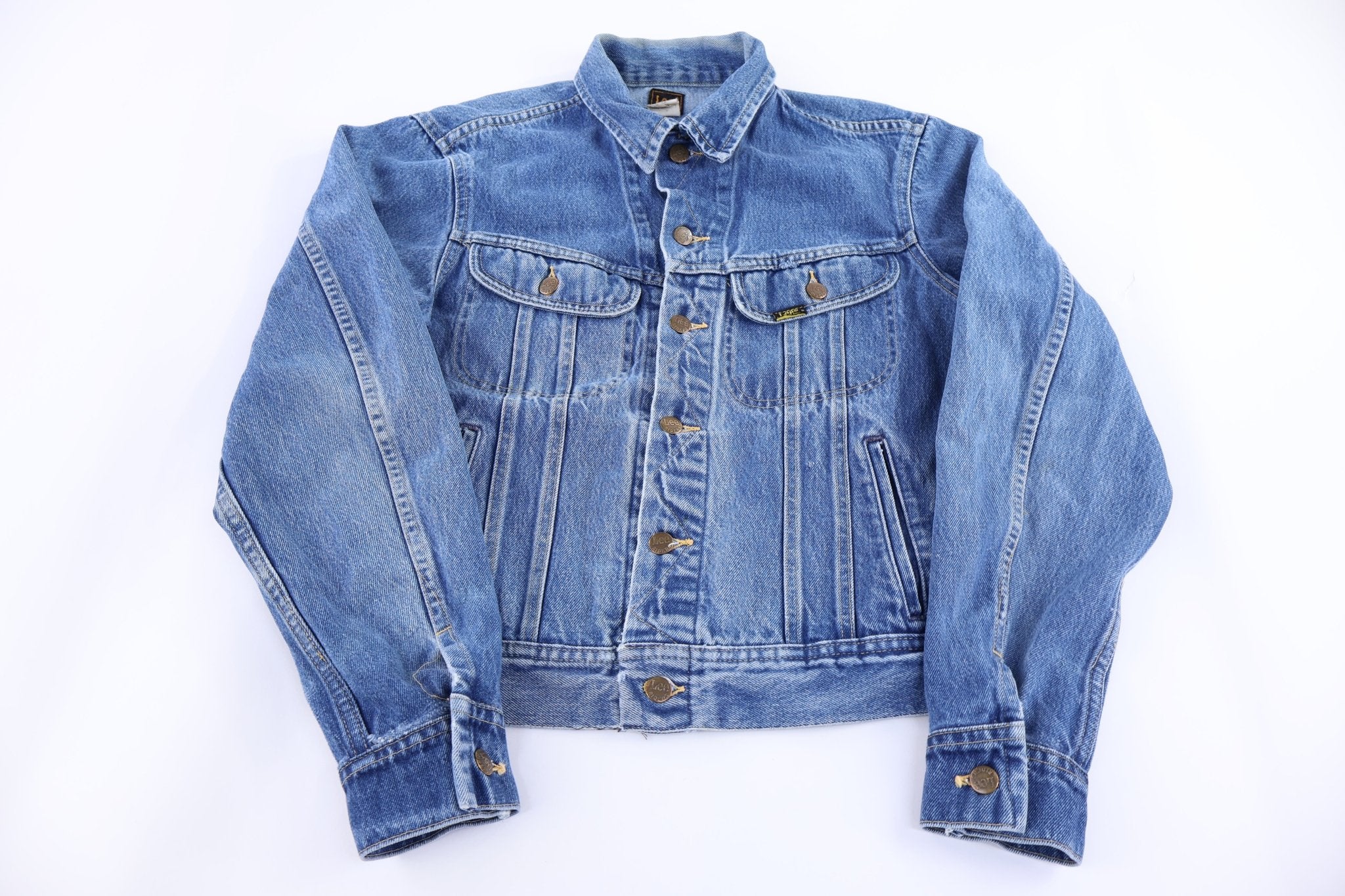 90's Lee Medium Wash Denim Jacket - Jacket - Thrifted Threads