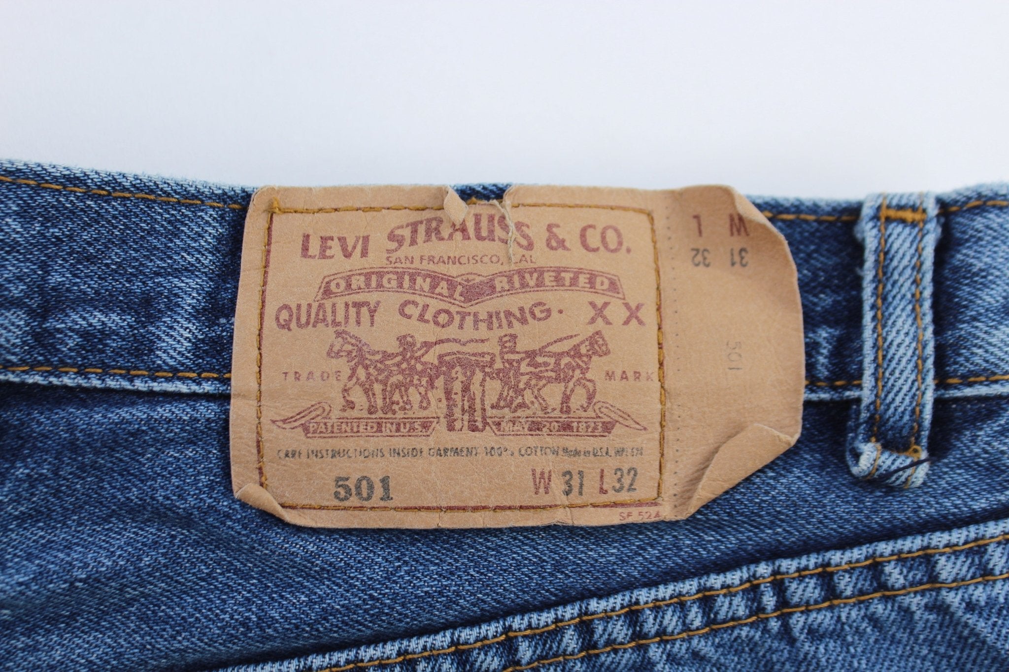 90’s Levi's 501 Denim Jeans - ThriftedThreads.com