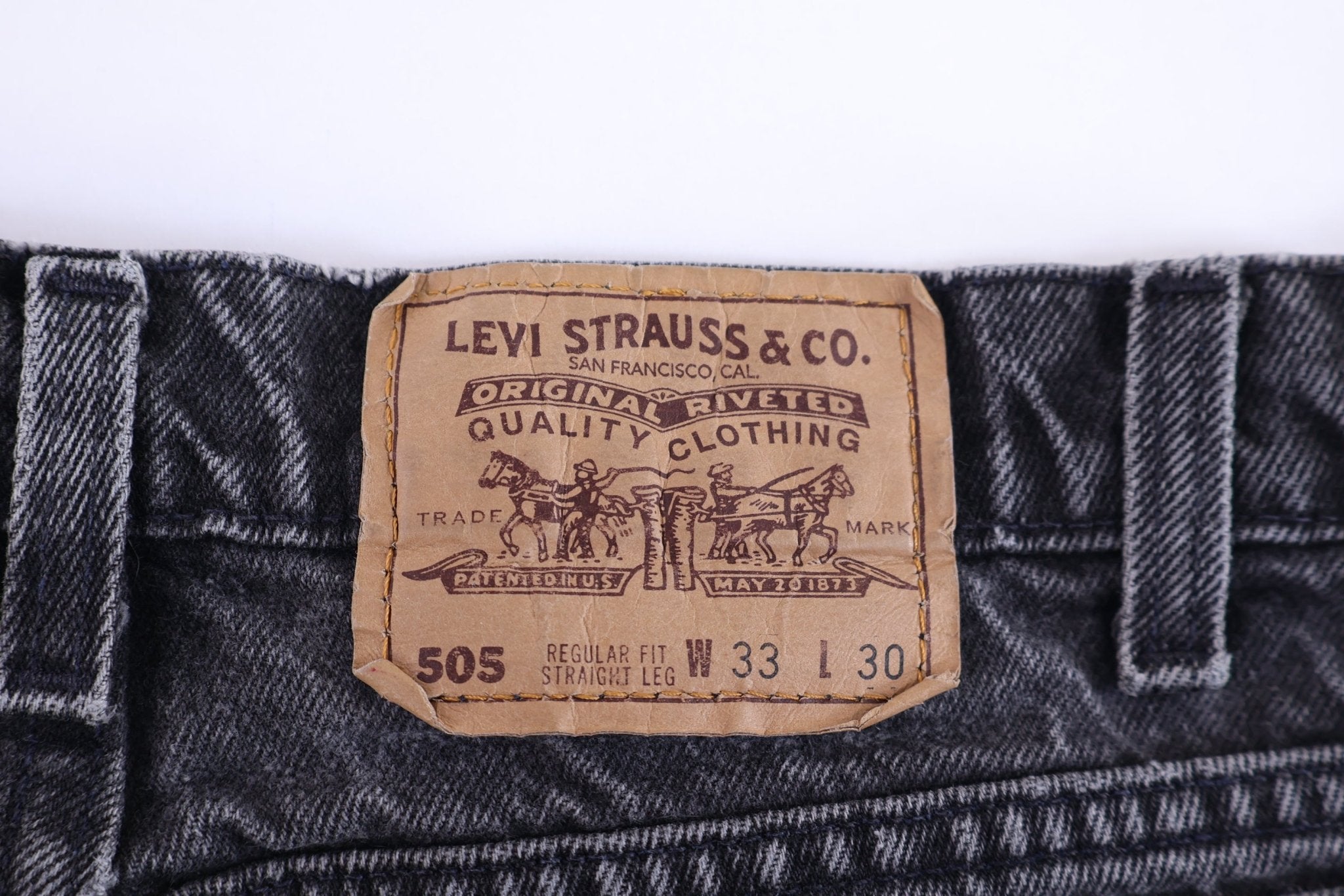90's Levi's 505 Black Denim Jeans - Pants/Shorts - Thrifted Threads