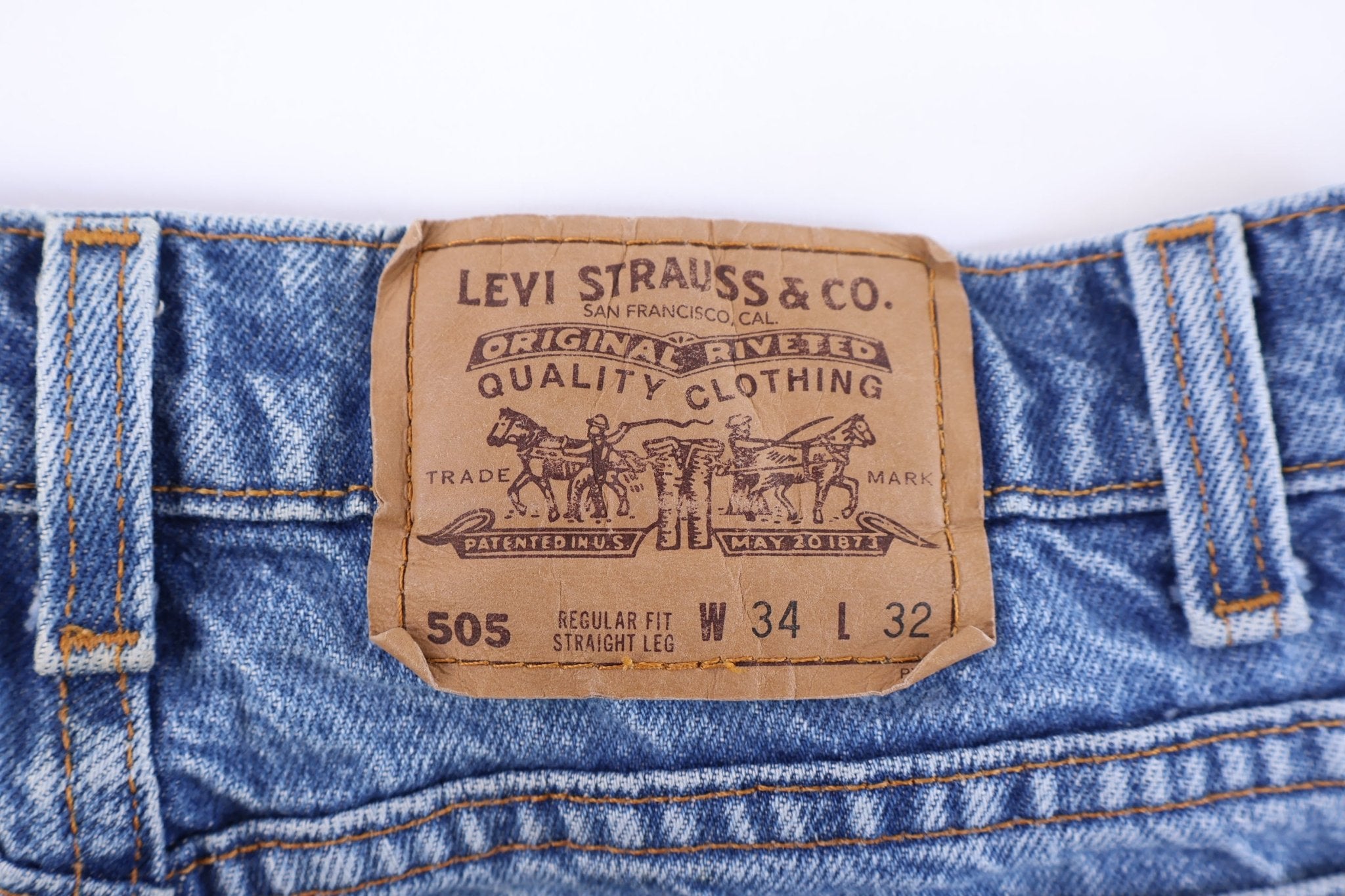 90's Levi's 505 Medium Wash Denim Jeans - pants - Thrifted Threads