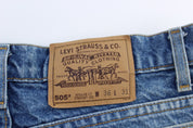 90's Levi's 505 Regular Fit Straight Leg Denim Jeans - ThriftedThreads.com