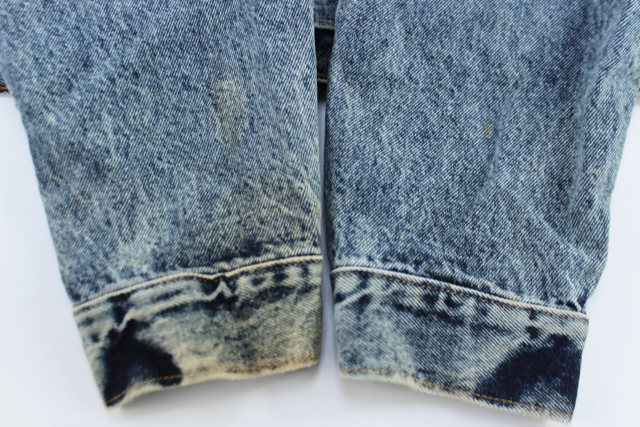 90's Levi's Acid Wash Denim Trucker jacket - ThriftedThreads.com