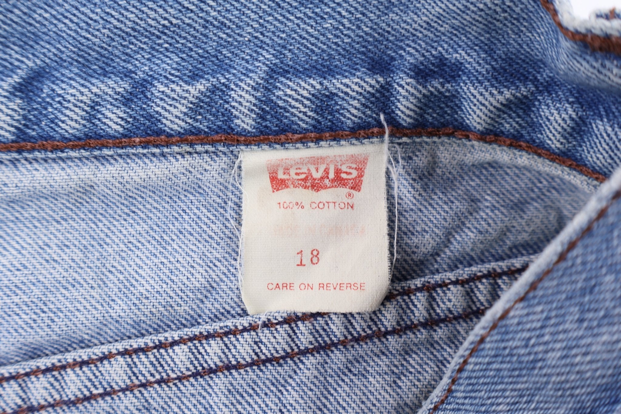 90's Levi's Blue Denim Jeans - Pants - Thrifted Threads