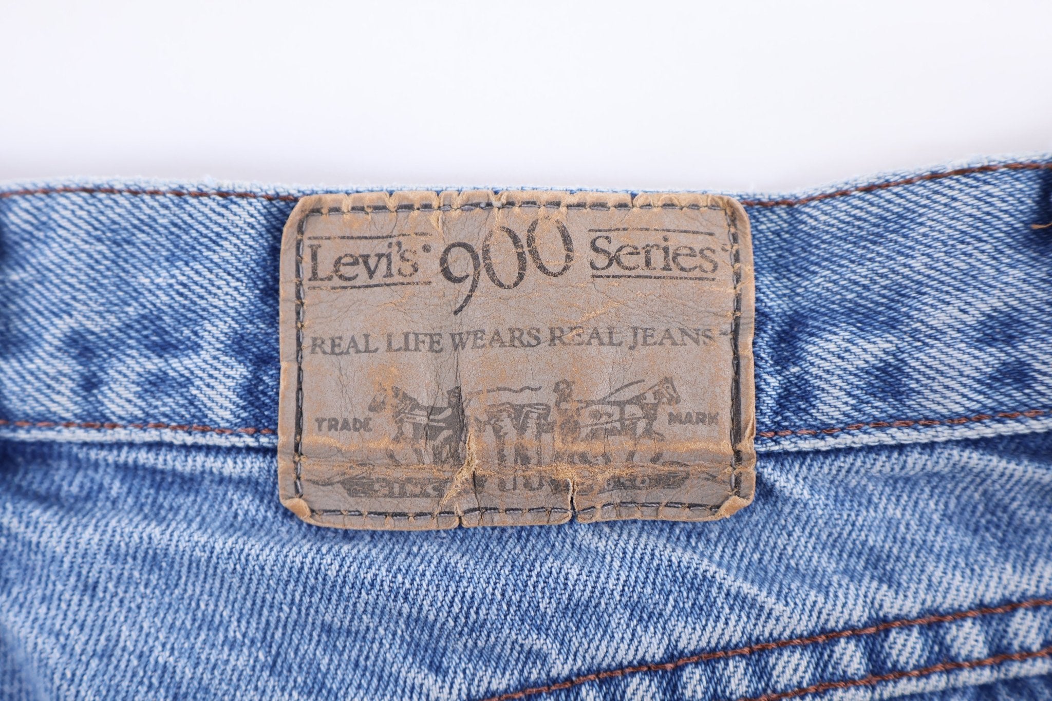 90's Levi's Blue Denim Jeans - Pants - Thrifted Threads