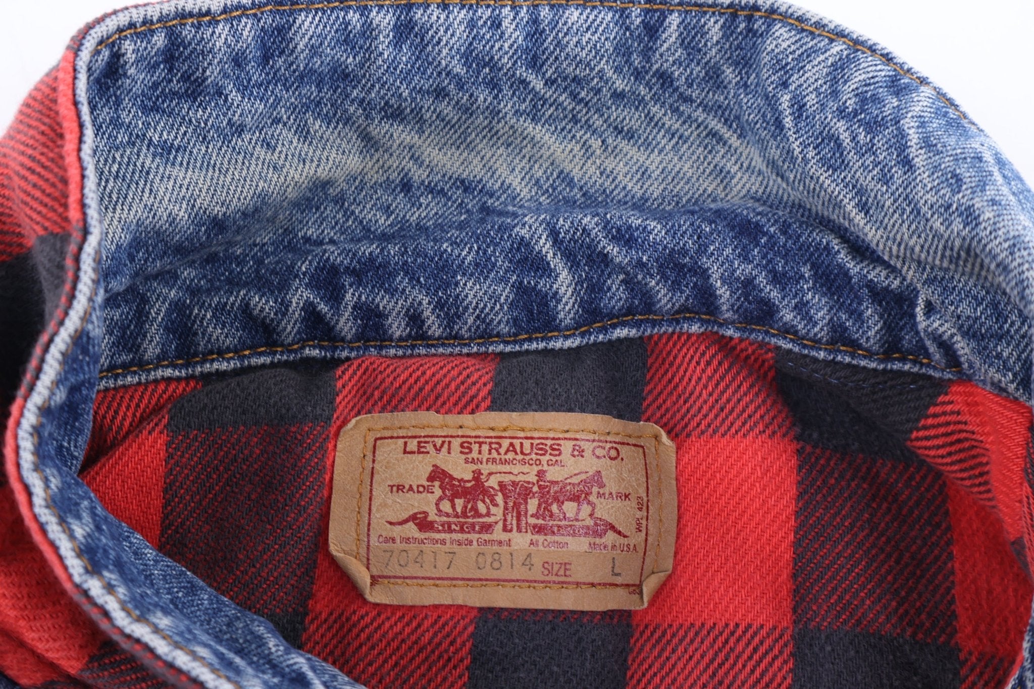 90's Levi's Dark Wash Denim Jacket - Jacket - Thrifted Threads