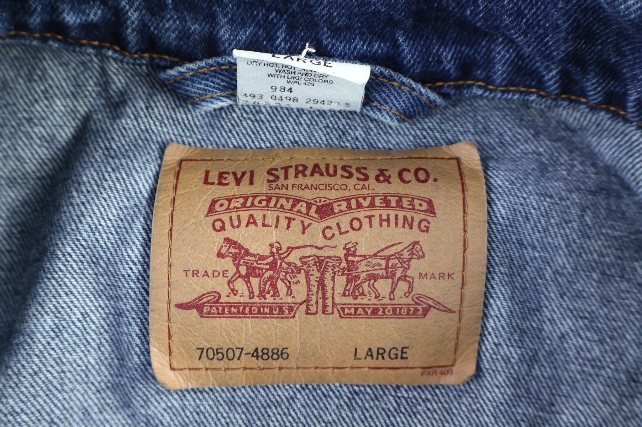 90's Levi's Dark Wash Denim Jacket - jacket - Thrifted Threads