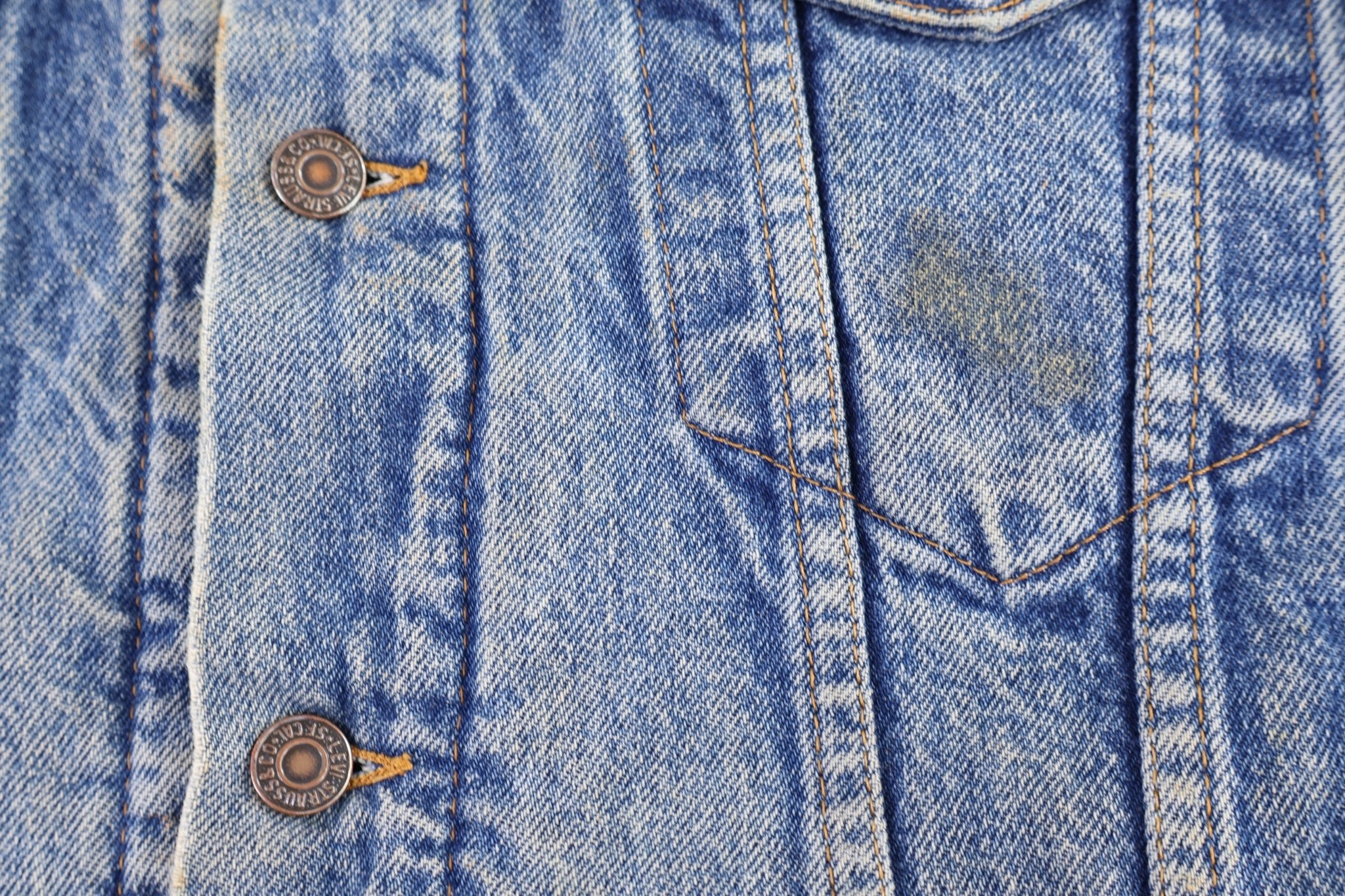 90's Levi's Medium Wash Blanked Lined Jacket - jacket - Thrifted Threads