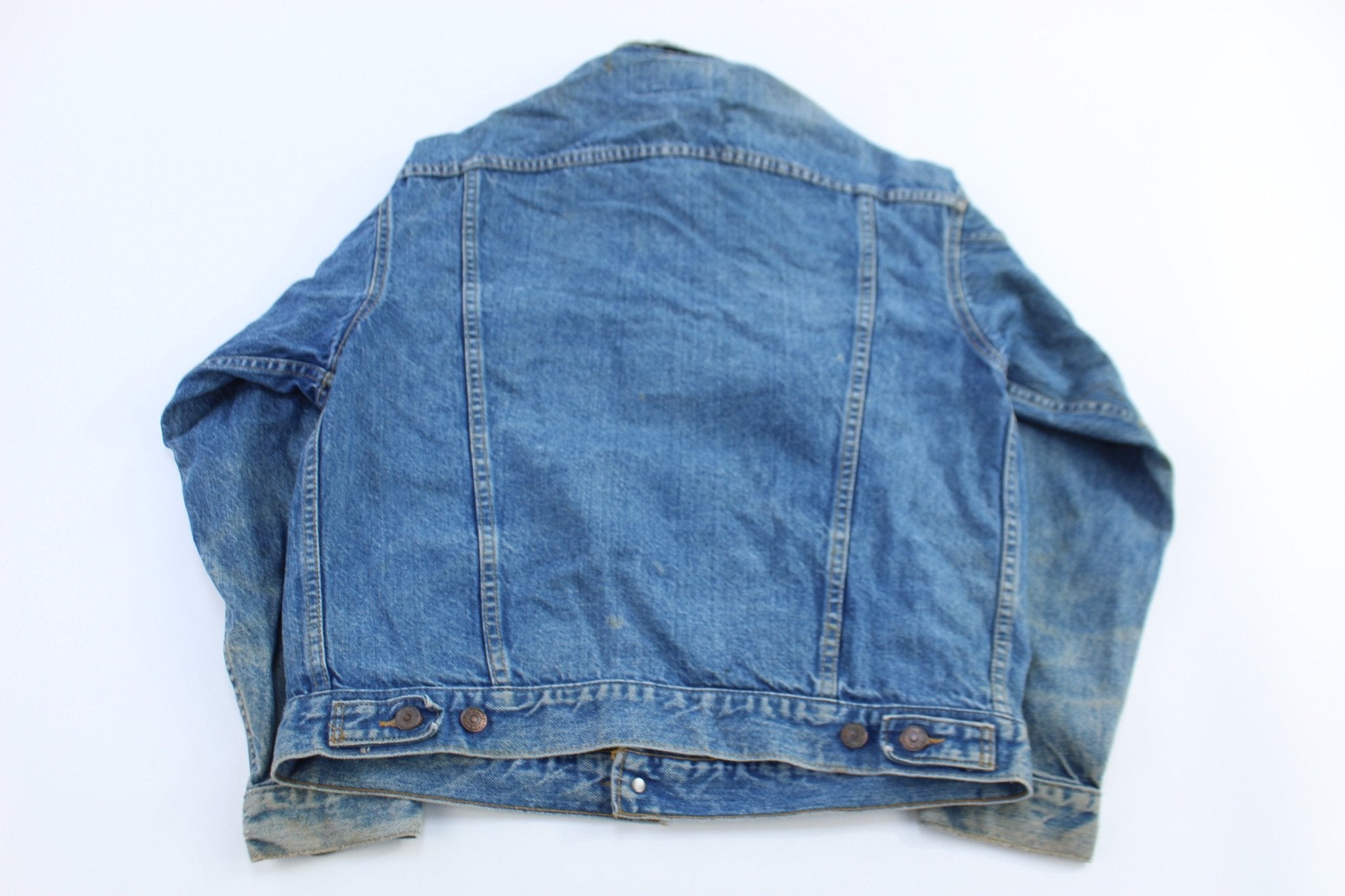 90's Levi's Medium Wash Denim Jacket - Jacket - Thrifted Threads