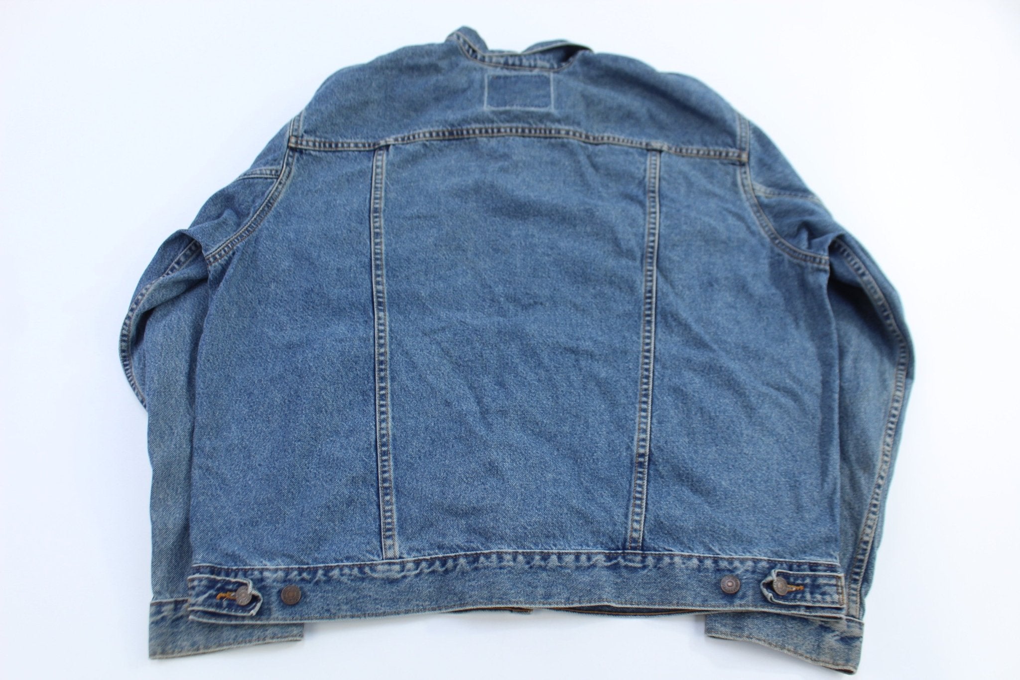90's Levi's Medium Wash Denim Jacket - Jacket - Thrifted Threads