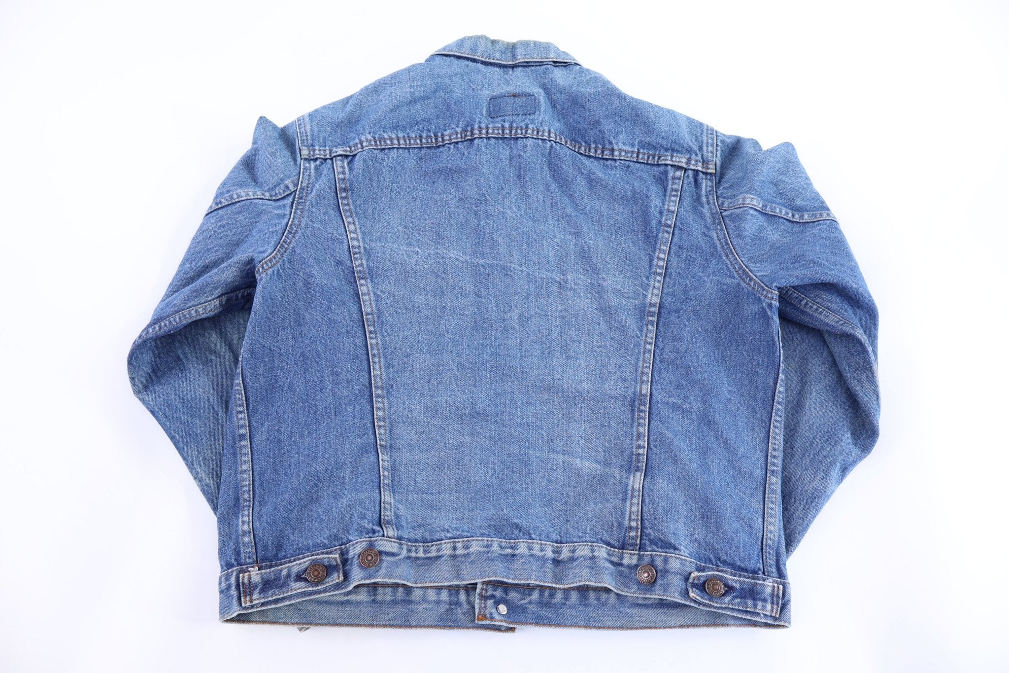 90's Levi's Medium Wash Denim Jacket - Jacket - Thrifted Threads