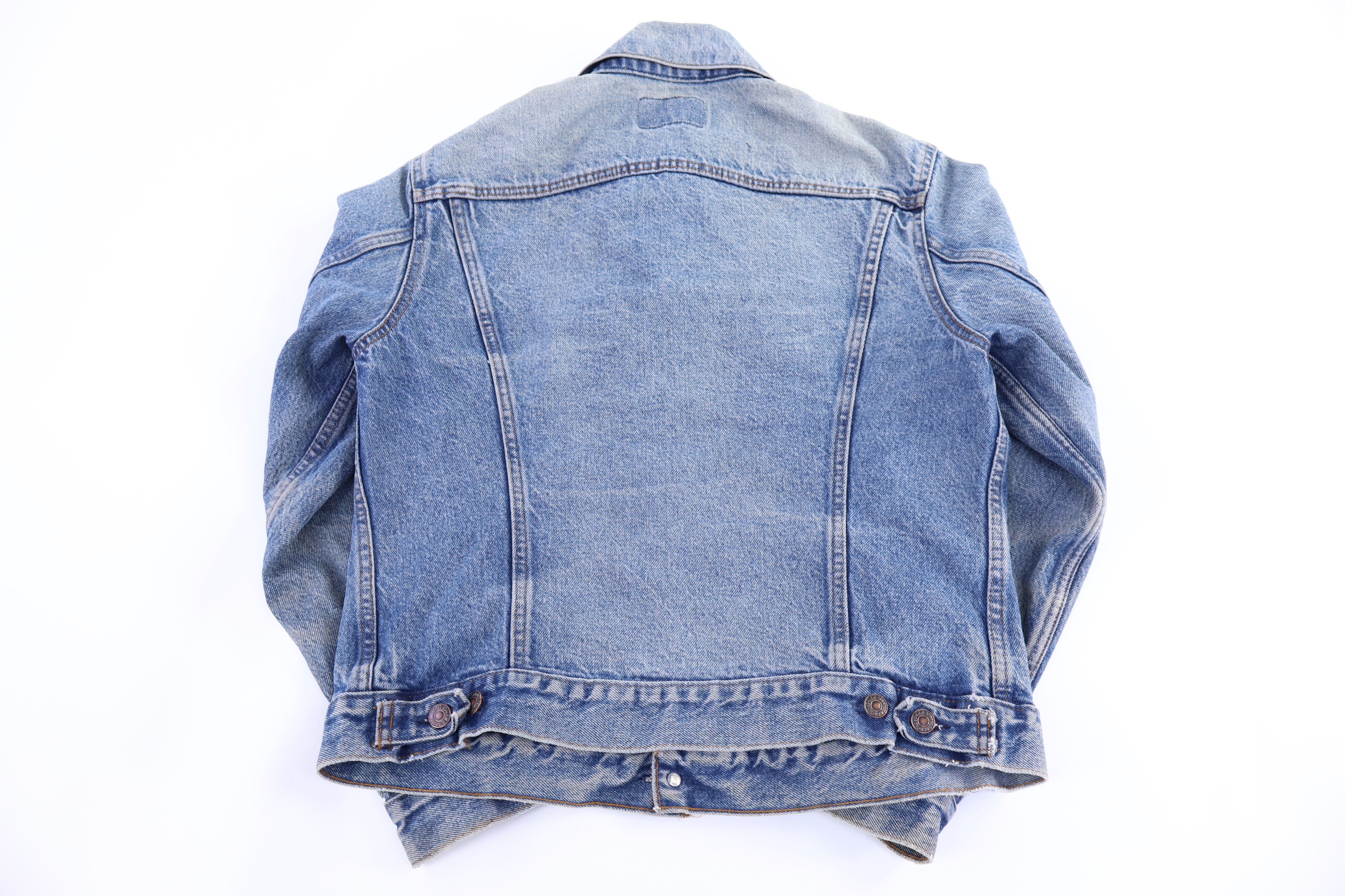90's Levi's Medium Wash Denim Trucker Jacket - Jacket - Thrifted Threads