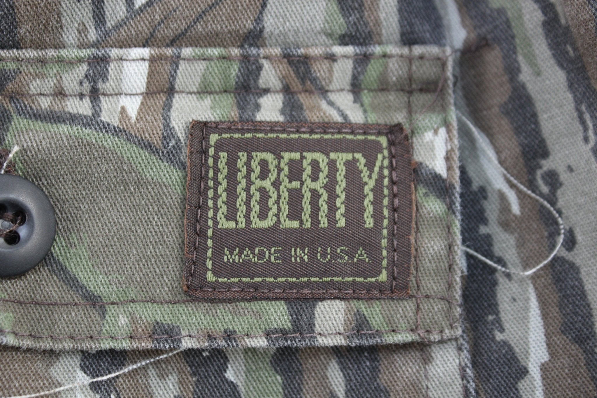 90's Liberty Camo Cargo Pants - Pants - Thrifted Threads