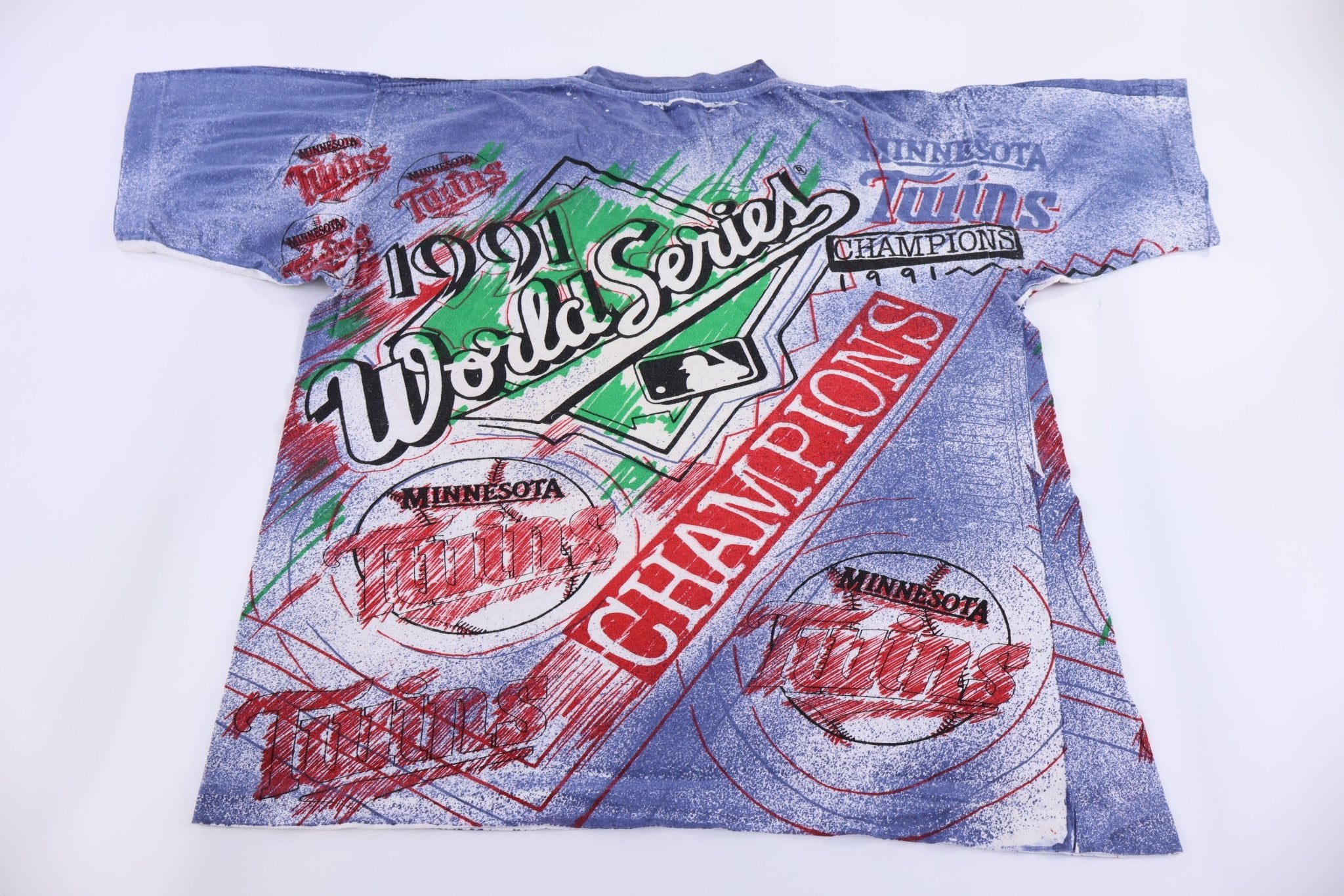 90's Minnesota Twins World Series Champs T-shirt - Shirts & Tops - Thrifted Threads