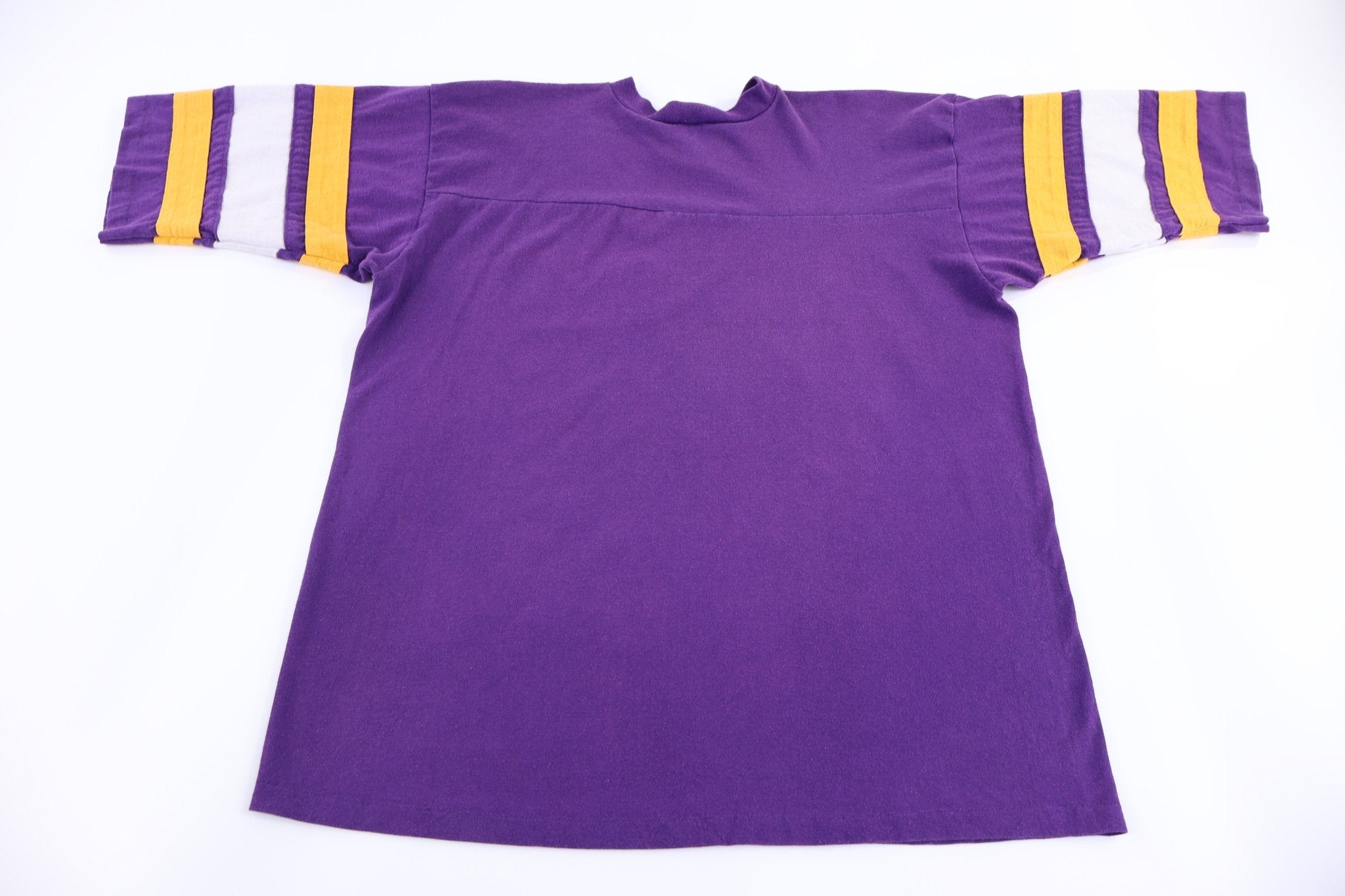 90's Minnesota Vikings Football T-shirt - Shirts & Tops - Thrifted Threads