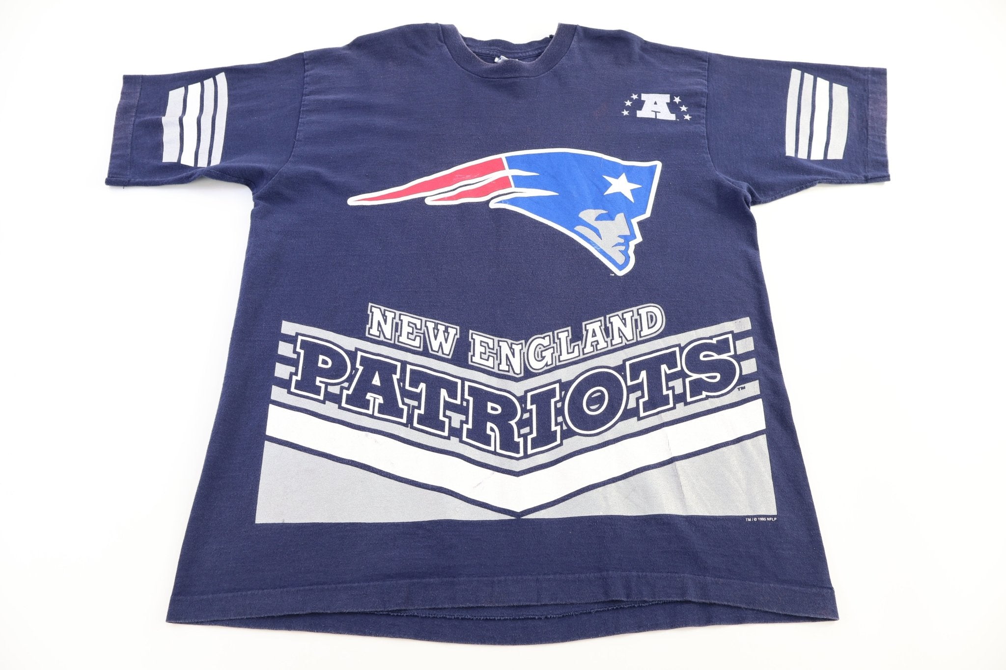 90's New England Patriots Football T-shirt - Shirts & Tops - Thrifted Threads