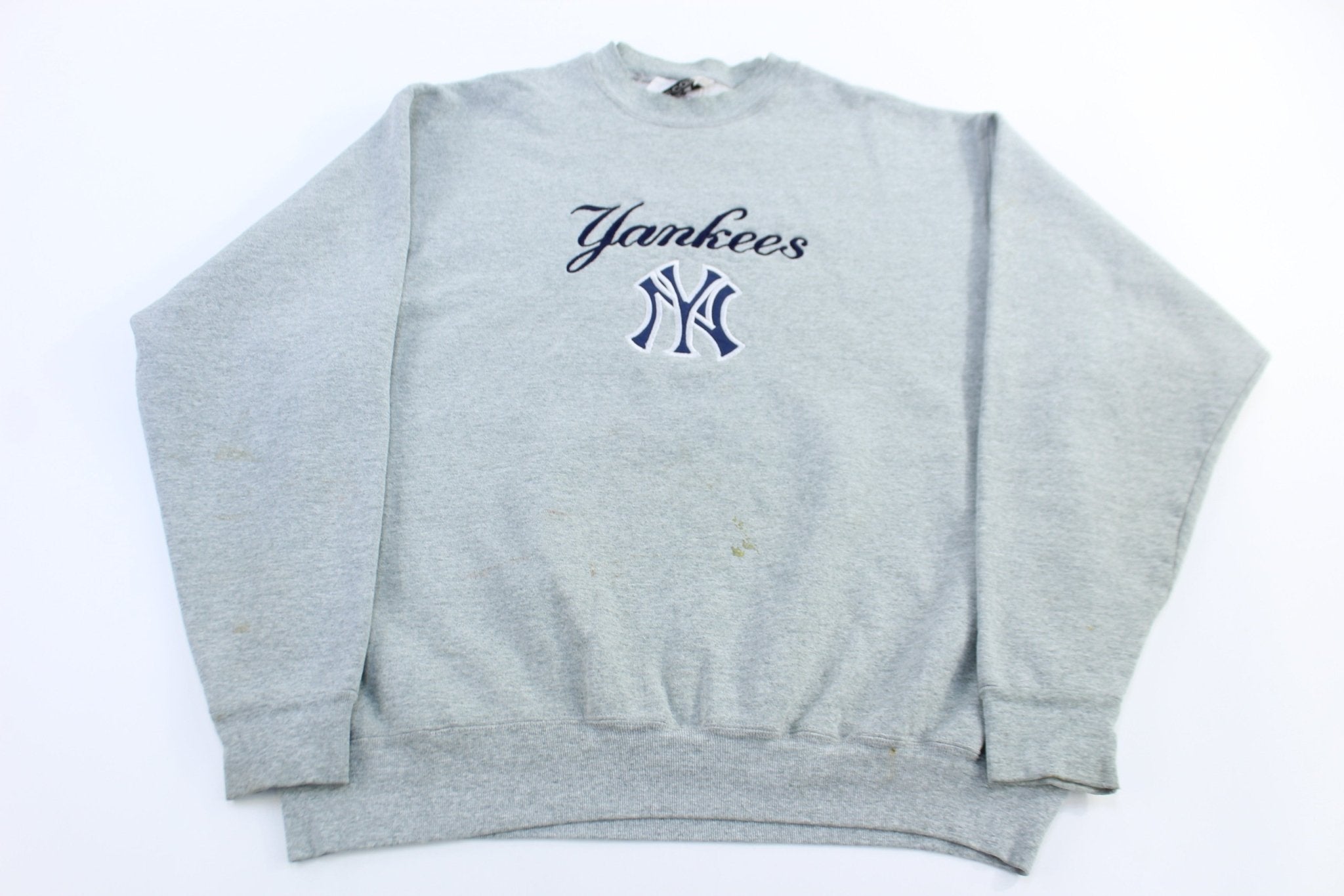90's New York Yankees Baseball Embroidered Sweatshirt - Sweatshirt - Thrifted Threads