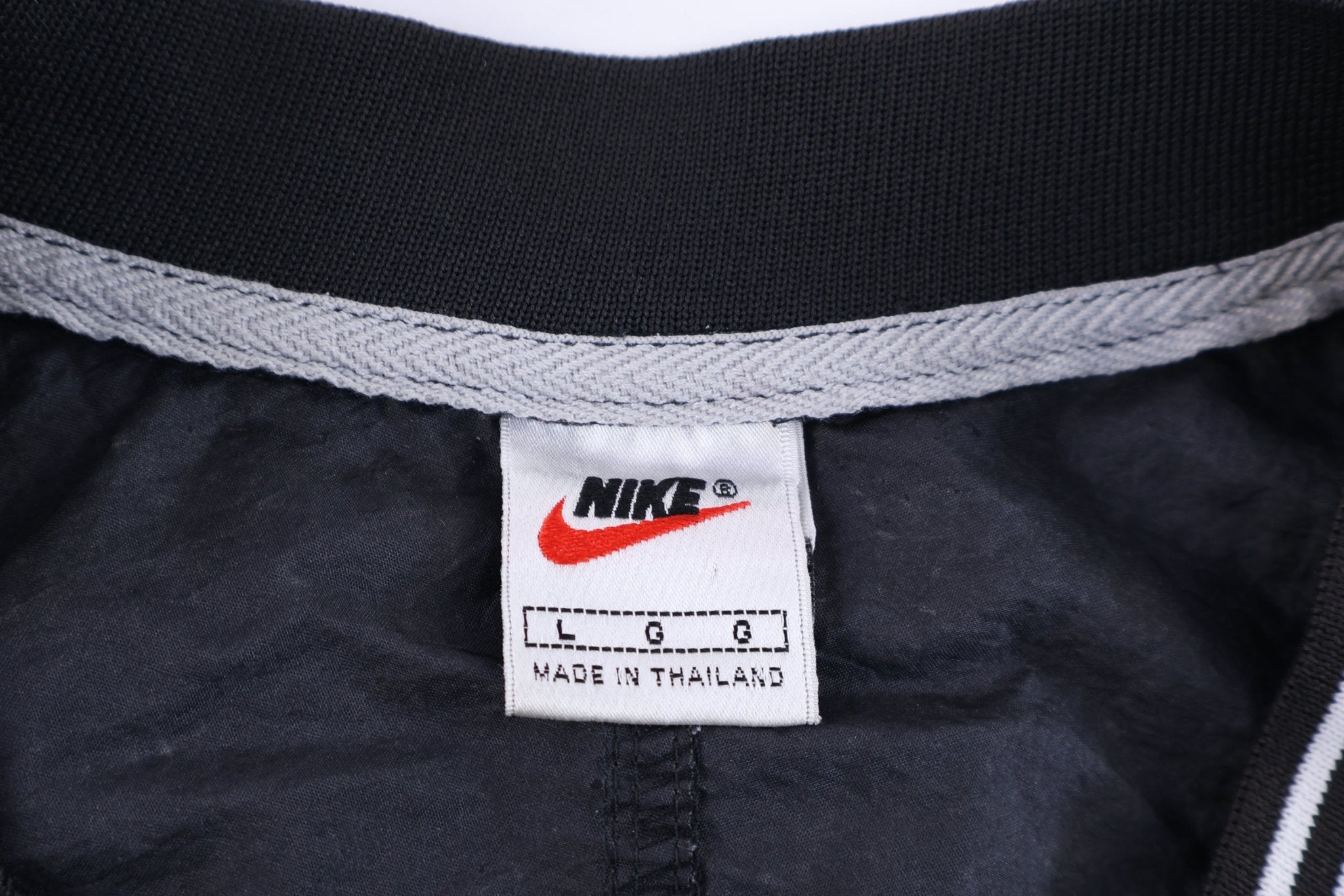 90's Nike Embroidered Logo Black Pullover Windbreaker - Jacket - Thrifted Threads