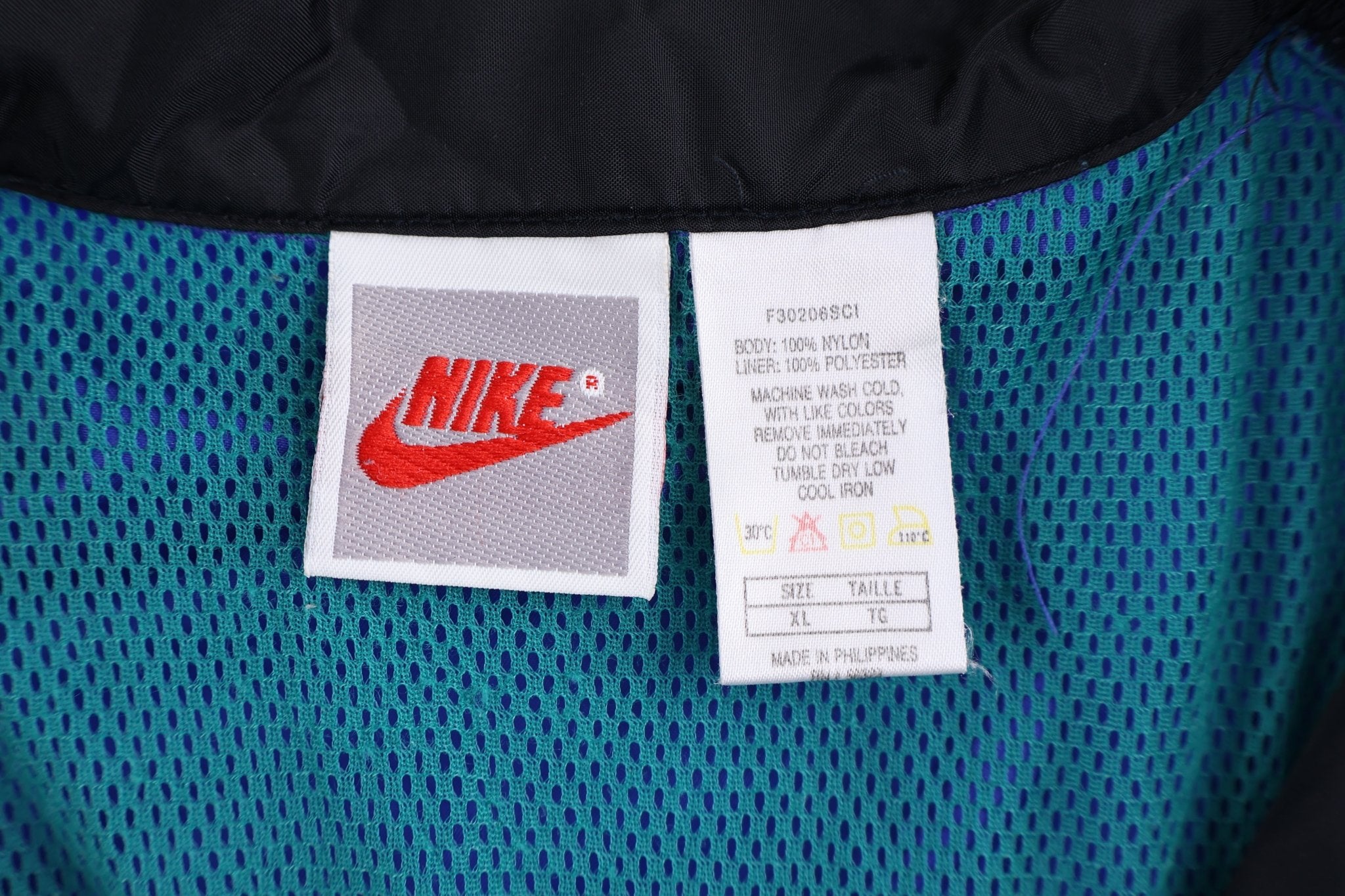 90's Nike Embroidered Logo Multicolor Full Zip Jacket - Jacket - Thrifted Threads