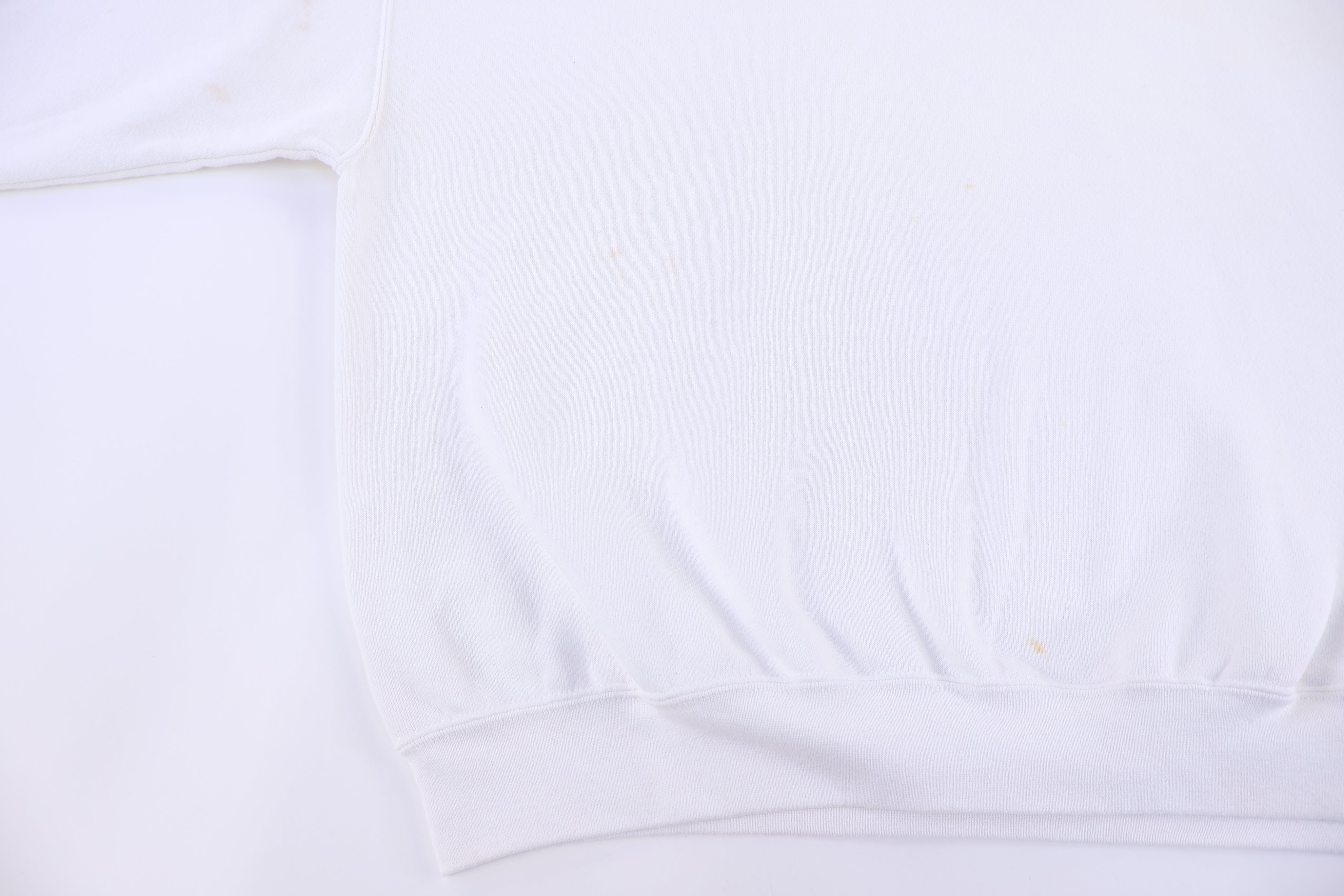 90's Nike Embroidered Logo White Blank Sweatshirt - Sweatshirt - Thrifted Threads