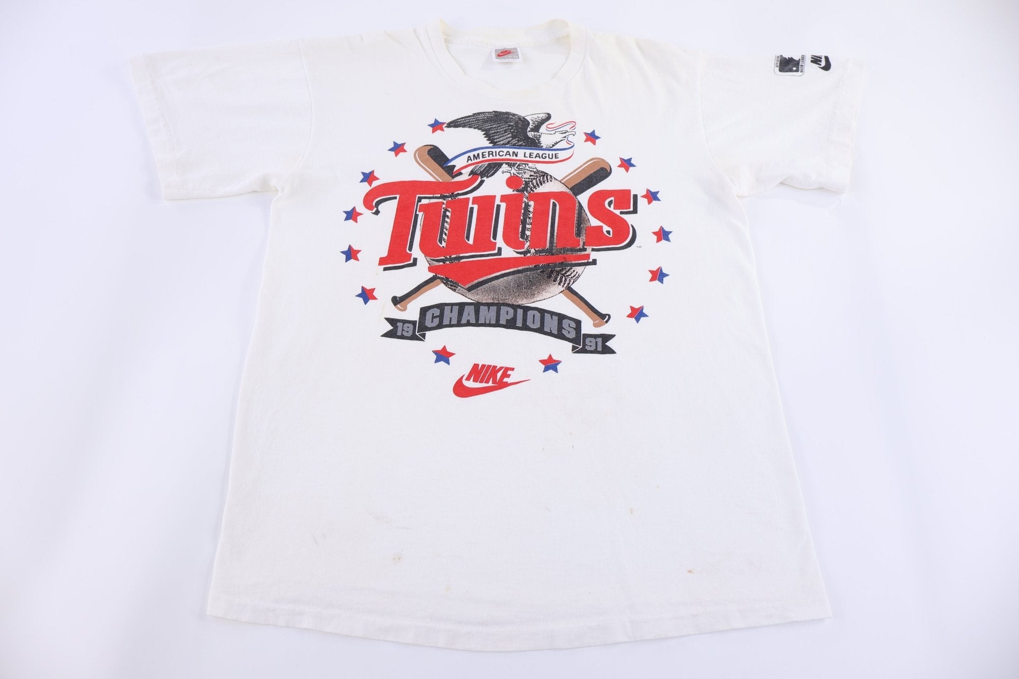 90's Nike Minnesota Twins Baseball T-shirt - Shirts & Tops - Thrifted Threads
