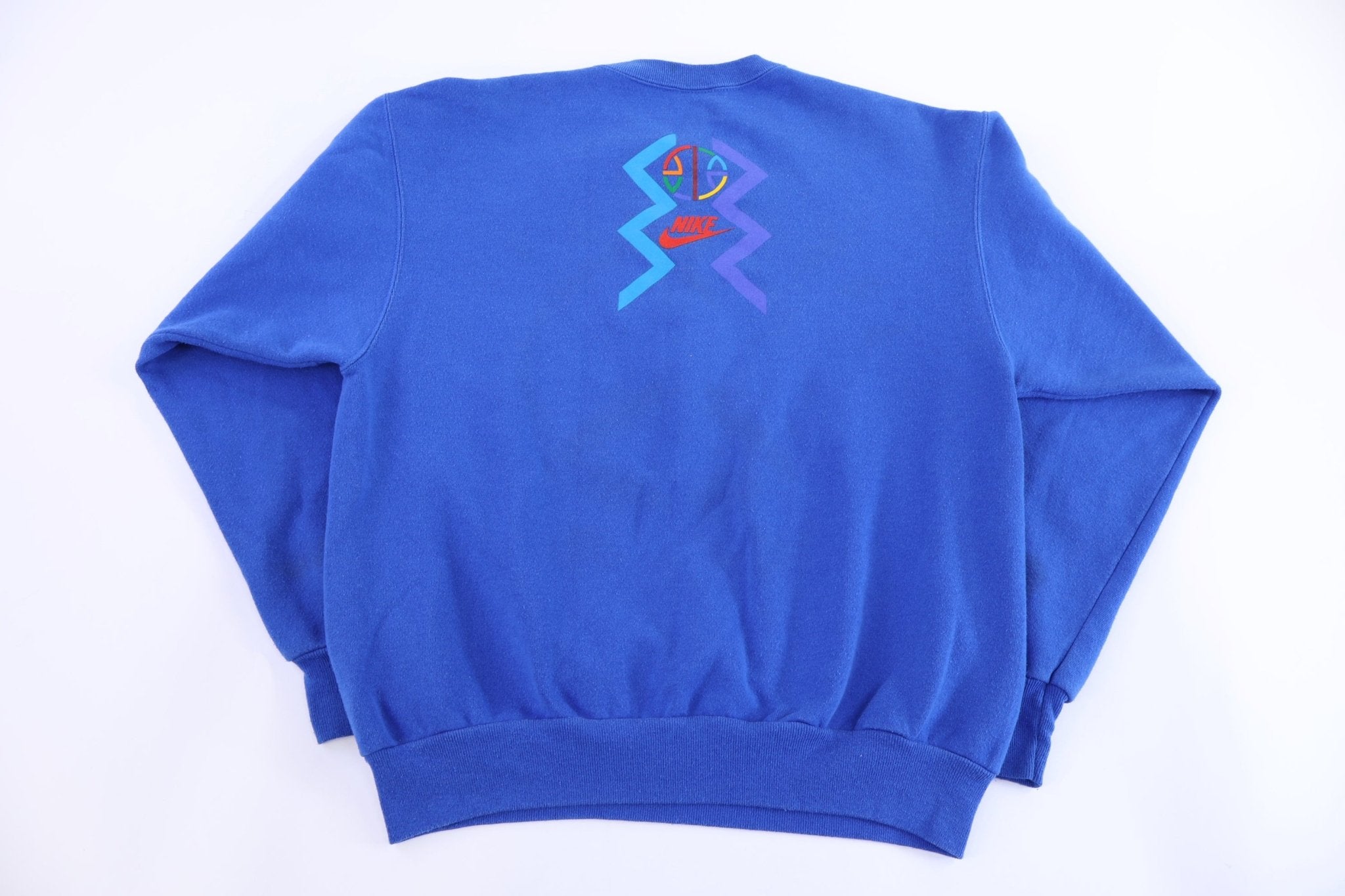 90's Nike Urban Jungle Sweatshirt - Sweatshirt - Thrifted Threads
