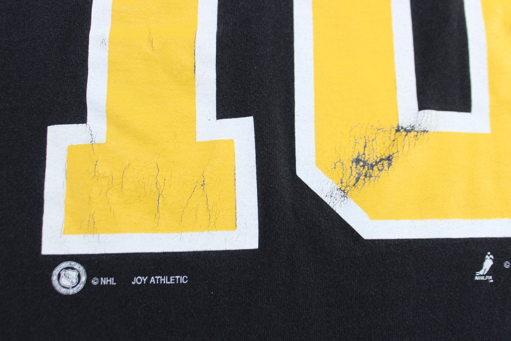 90's Pittsburgh Penguins Hockey Ron Francis Jersey T-Shirt - ThriftedThreads.com