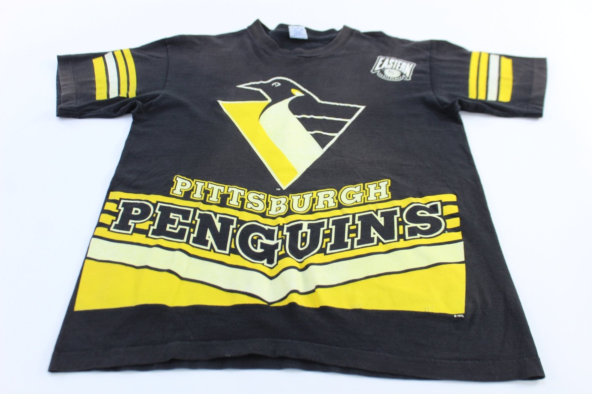 90's Pittsburgh Penguins Hockey T-shirt - Shirts & Tops - Thrifted Threads