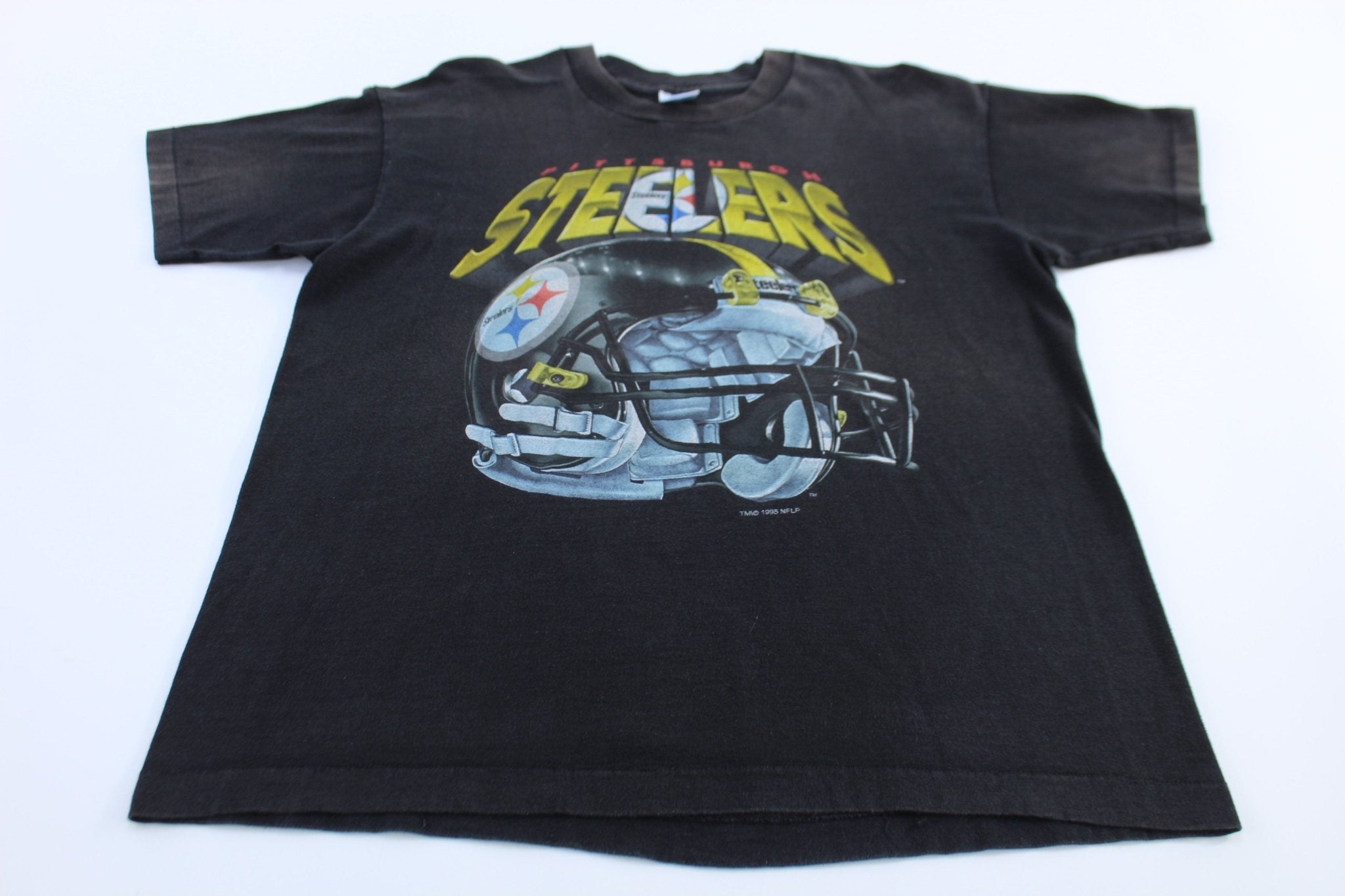 90's Pittsburgh Steelers Football T-shirt - Shirts & Tops - Thrifted Threads