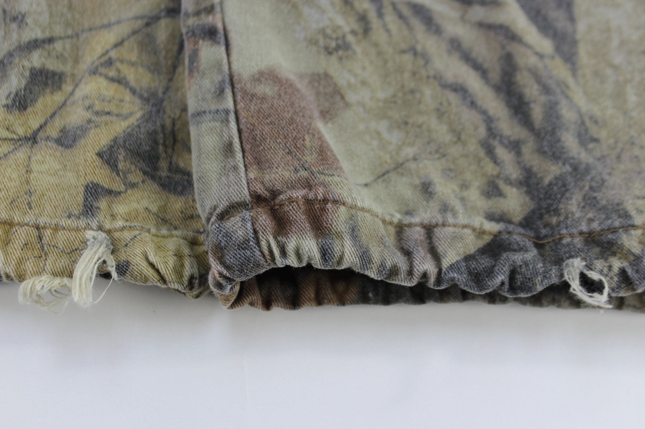 90's Ranger Camo Cargo Pants - Pants/Shorts - Thrifted Threads