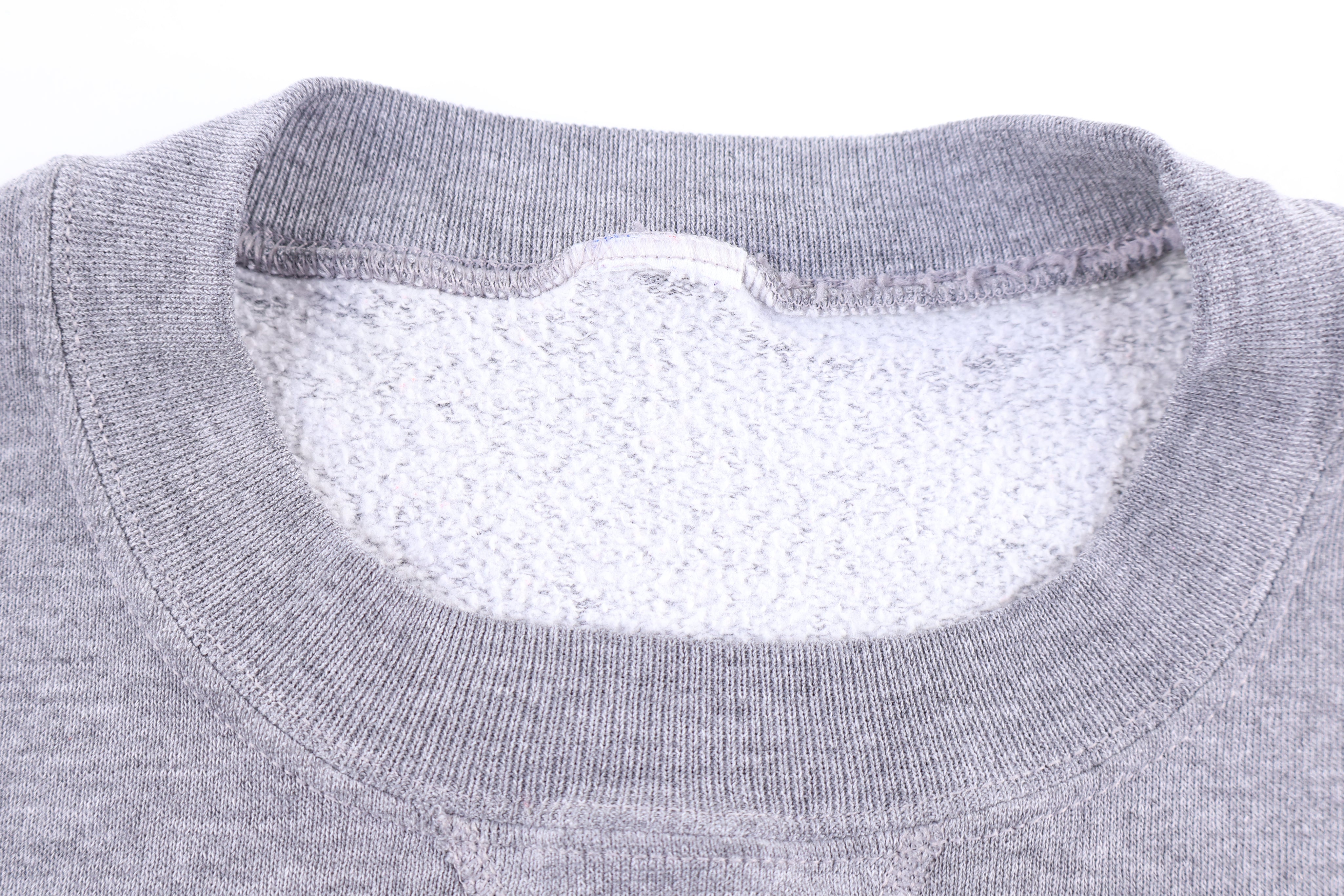 90's Russell Athletic Grey Blank Sweatshirt - Sweatshirt - Thrifted Threads