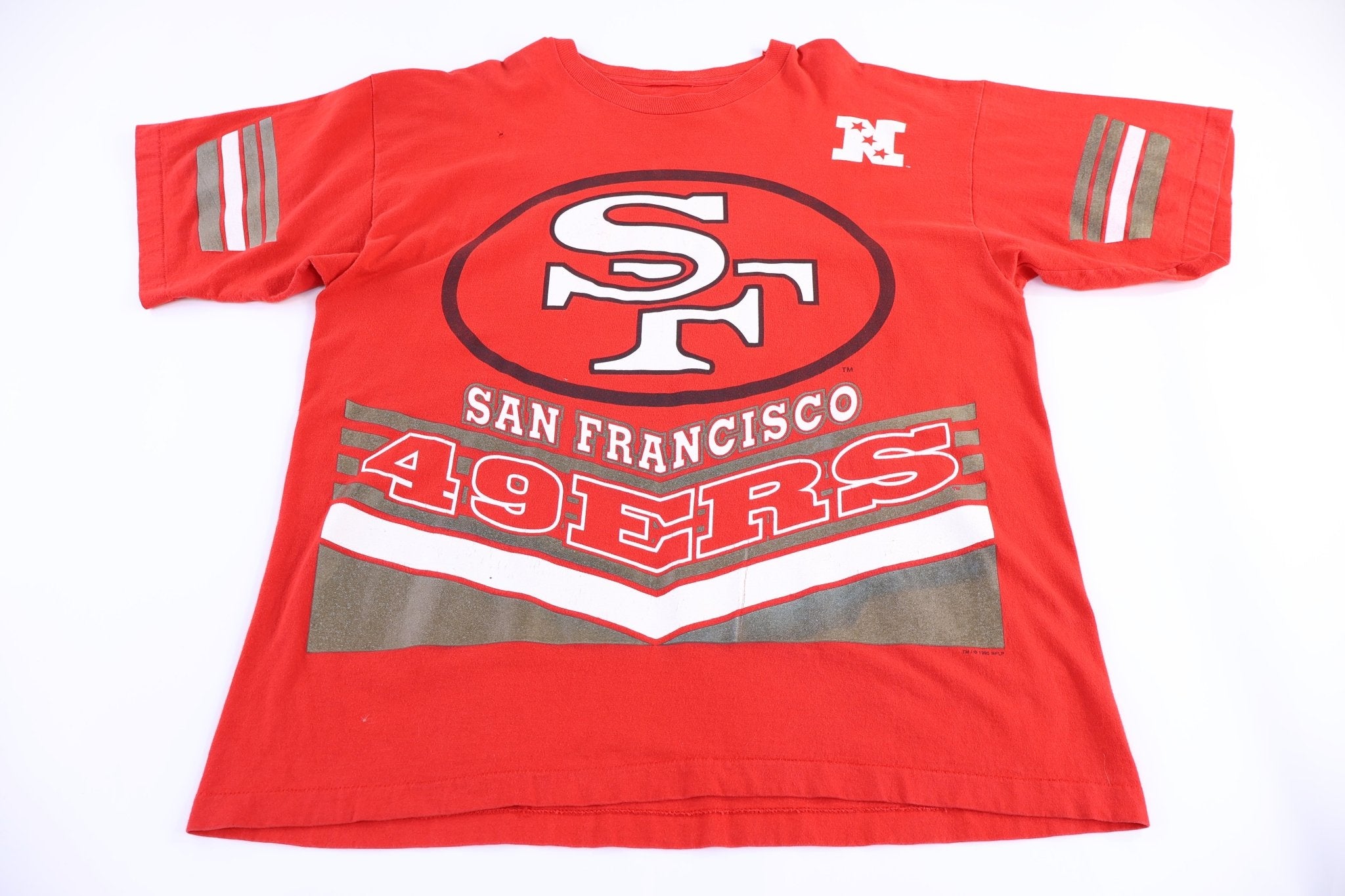 90's San Francisco 49ers Football T-shirt - Shirts & Tops - Thrifted Threads