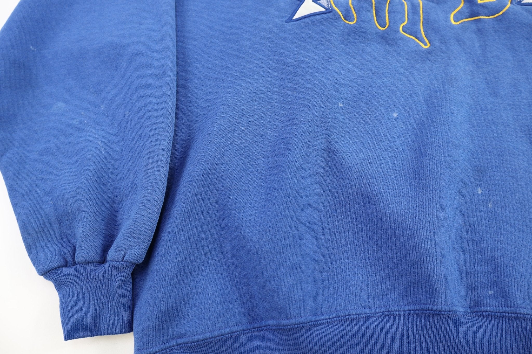 90's St. Louis Rams Football Sweatshirt - Sweatshirt - Thrifted Threads