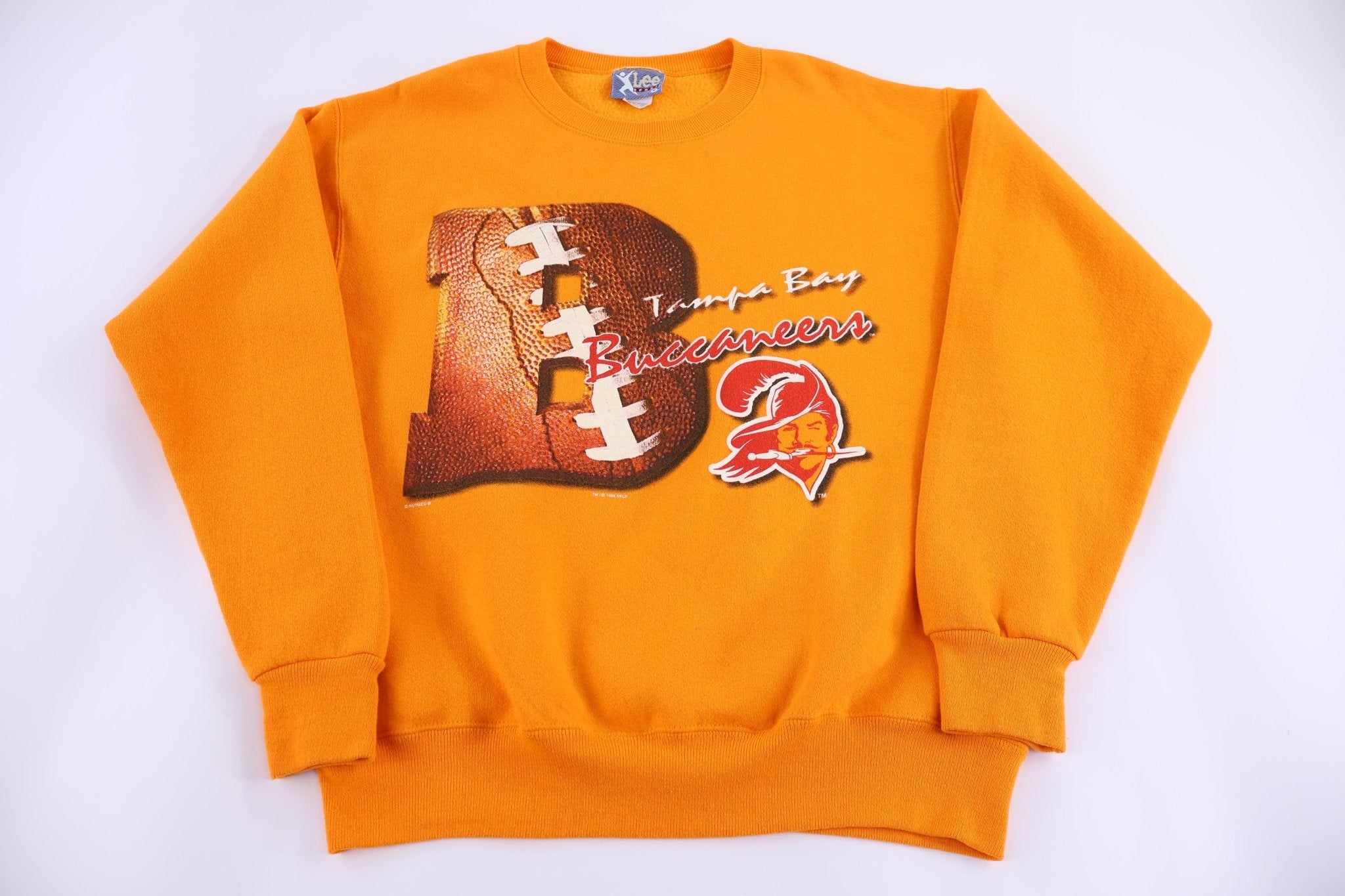90's Tampa Bay Buccaneers Football Sweatshirt - Sweatshirt - Thrifted Threads