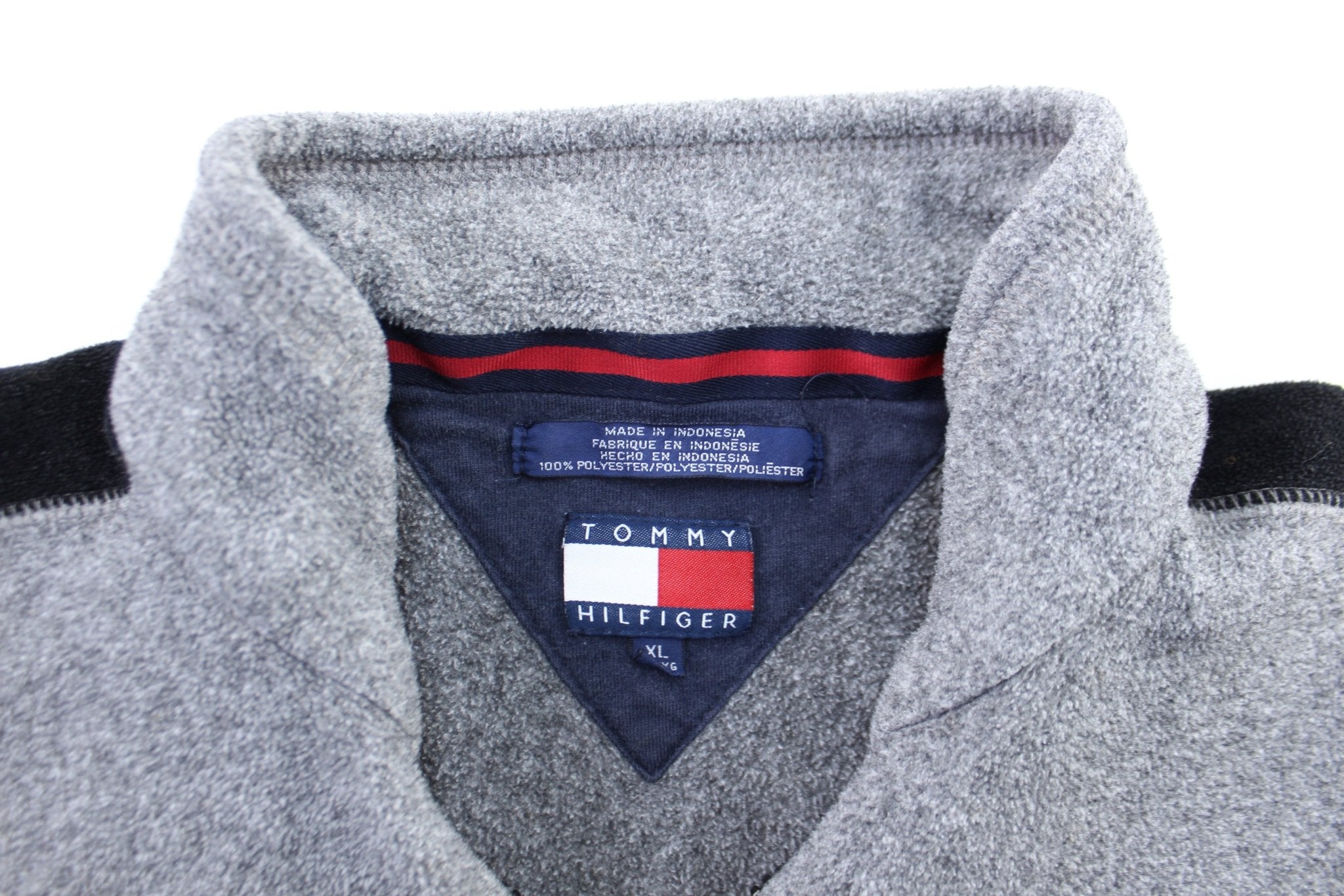 90's Tommy Hilfiger Logo Patch Grey & Black Fleece Pullover Jacket - ThriftedThreads.com