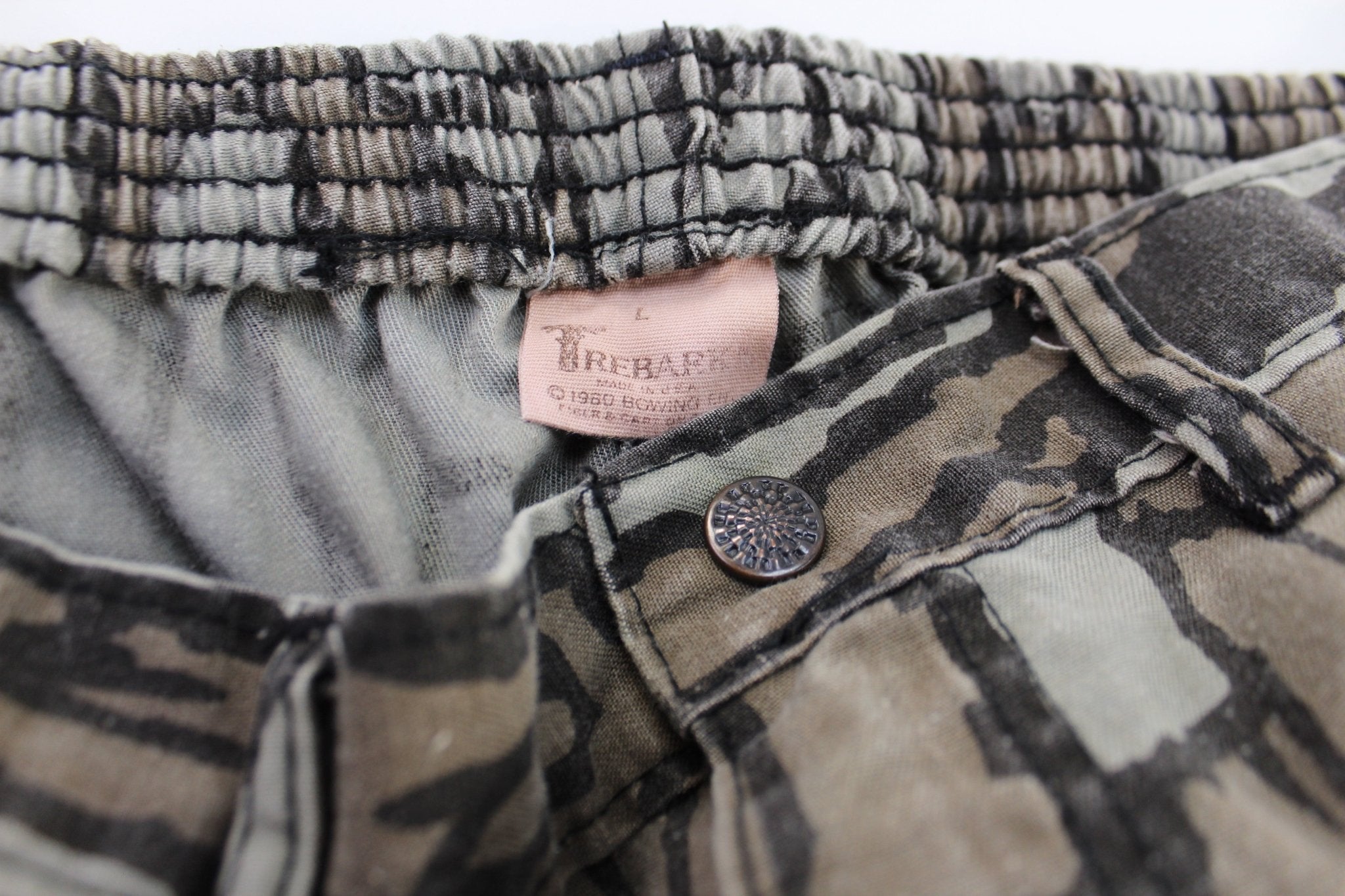 90's Trebark Camo Pants - ThriftedThreads.com