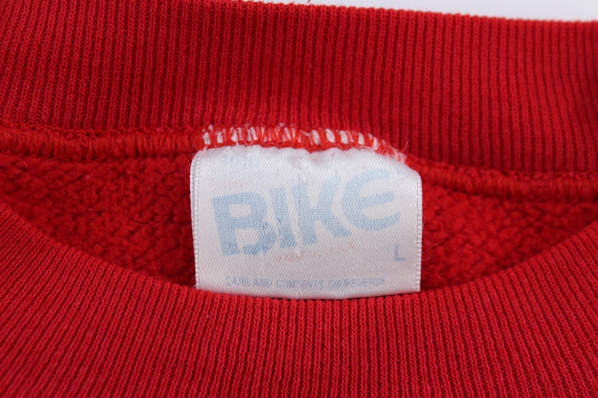 90's University of Arkansas Sweatshirt - Sweatshirt - Thrifted Threads