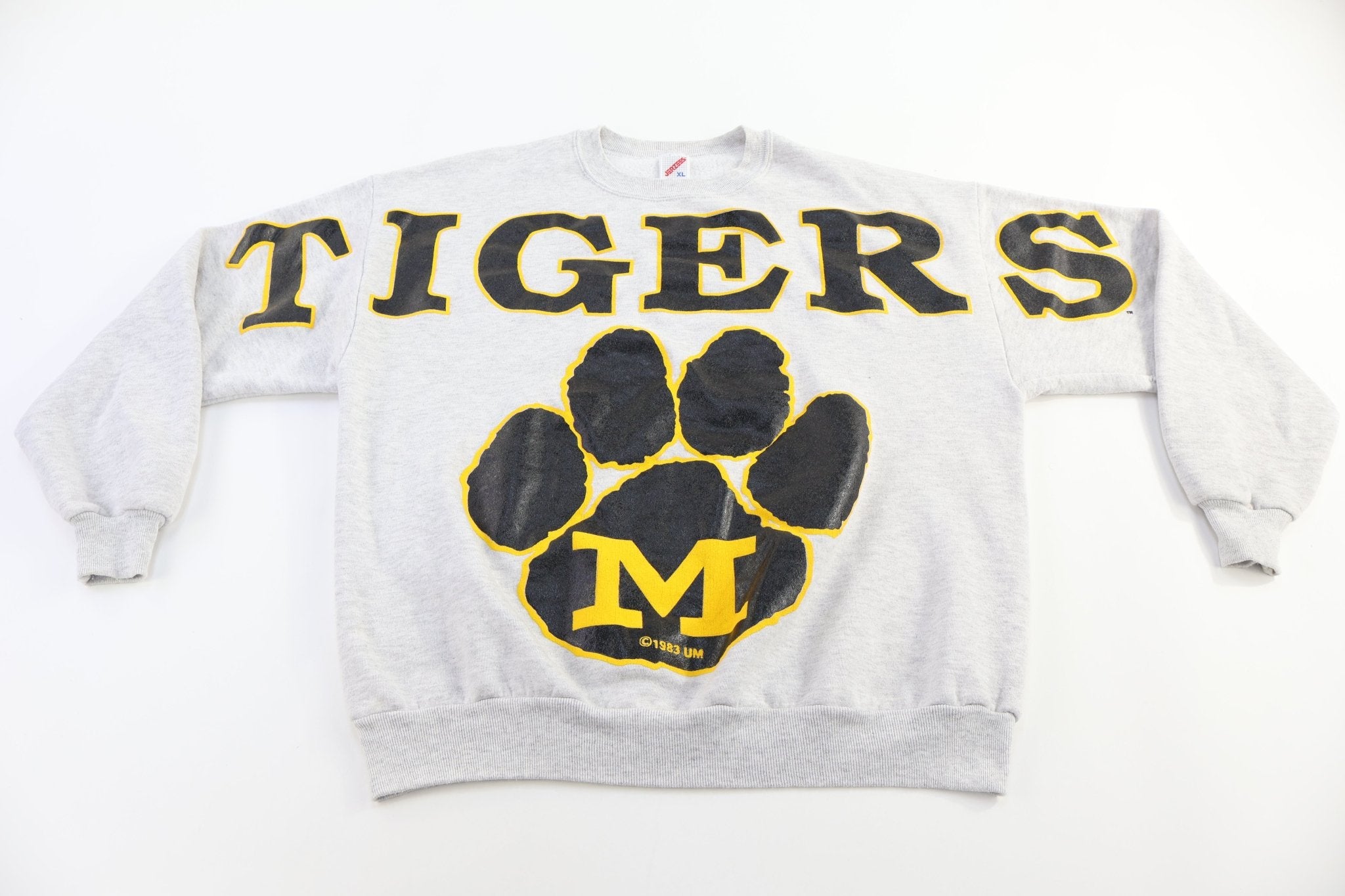 90's University of Missouri Sweatshirt - Sweatshirt - Thrifted Threads