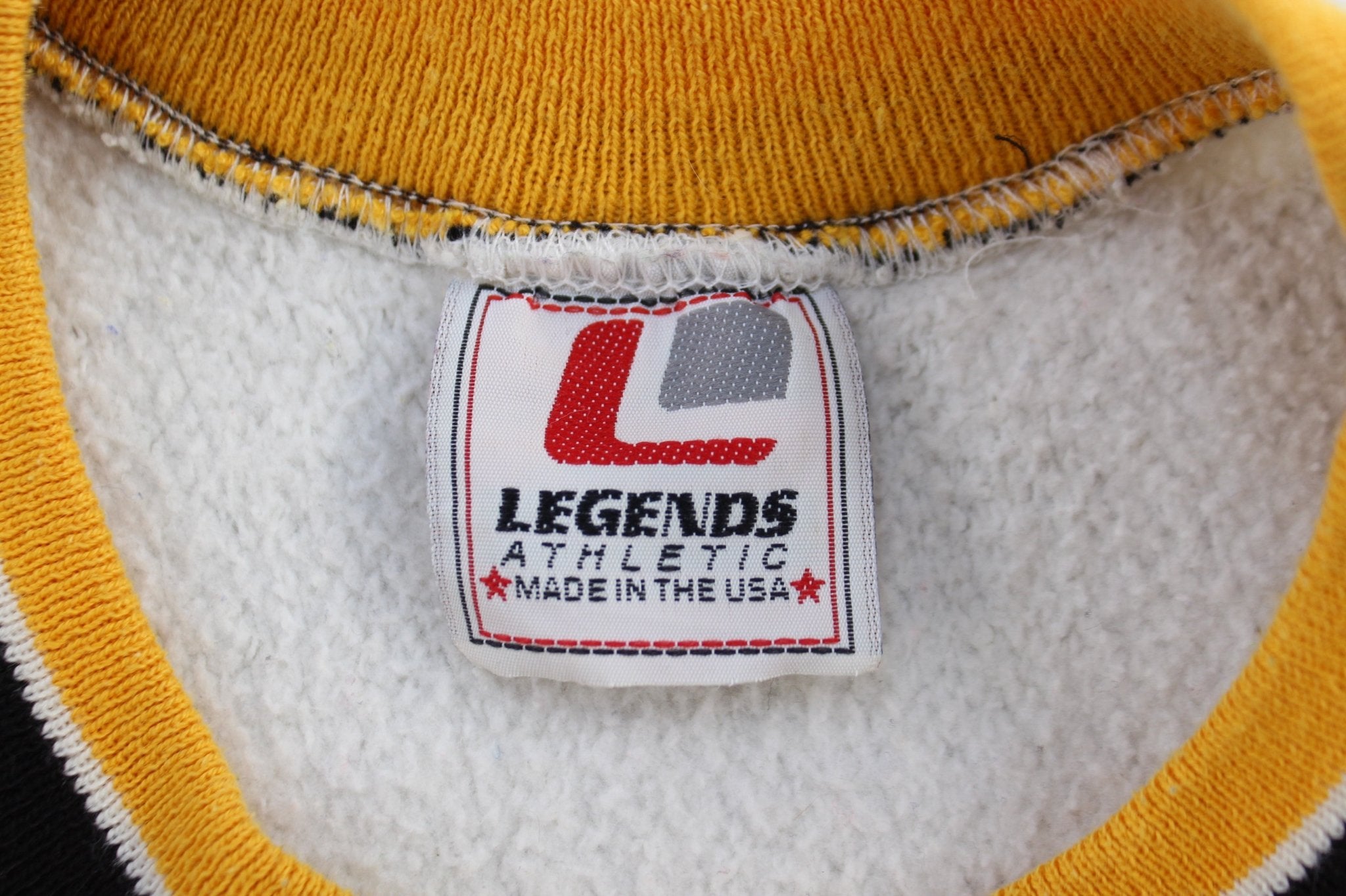 90's University of Missouri Tigers Embroidered Sweatshirt - ThriftedThreads.com