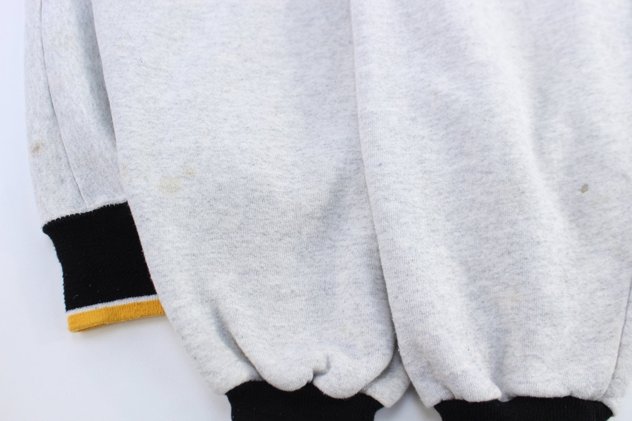 90's University of Missouri Tigers Embroidered Sweatshirt - ThriftedThreads.com