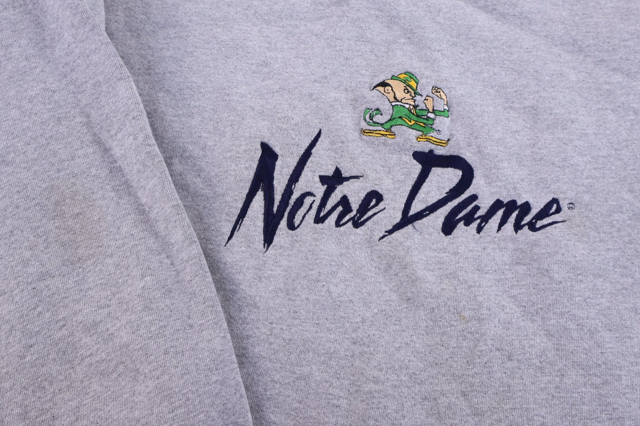90's University of Notre Dame Embroidered Sweatshirt - Sweatshirt - Thrifted Threads