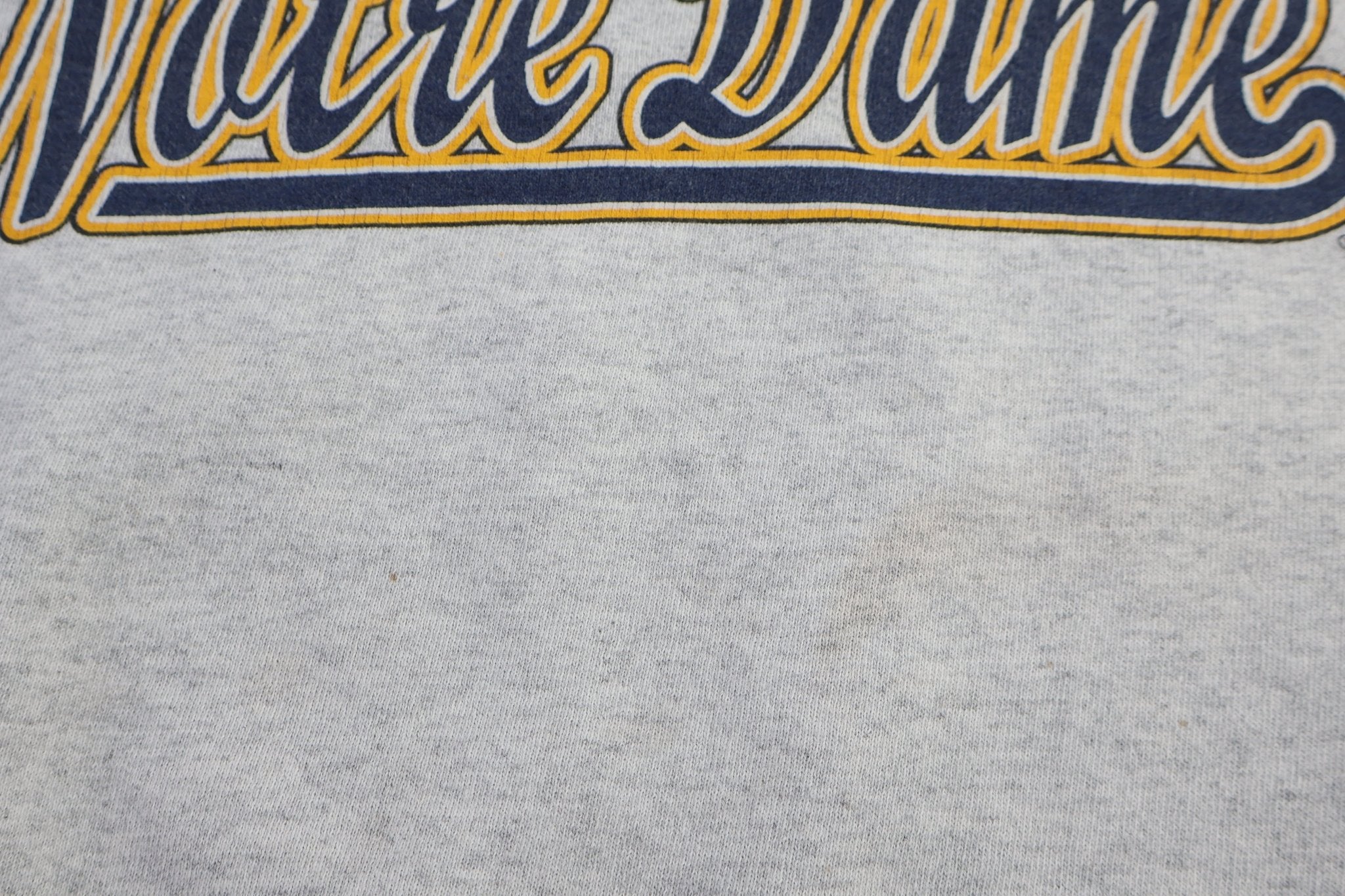 90's University of Notre Dame Sweatshirt - Sweatshirt - Thrifted Threads