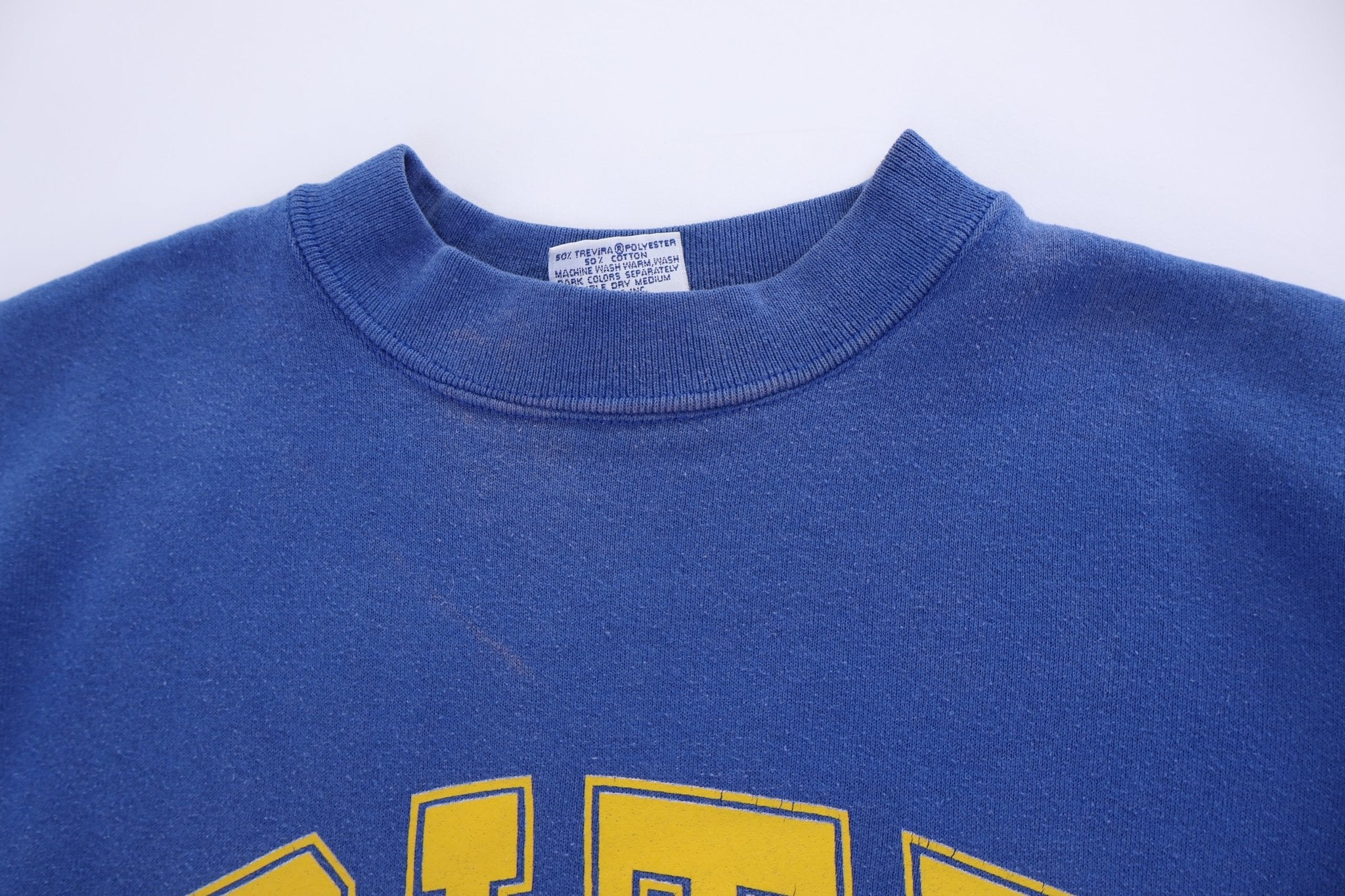 90's University of Pittsburgh Sweatshirt - Sweatshirt - Thrifted Threads