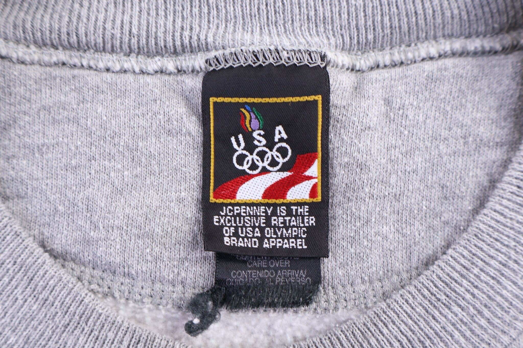 90's USA Olympics Sweatshirt - Sweatshirt - Thrifted Threads