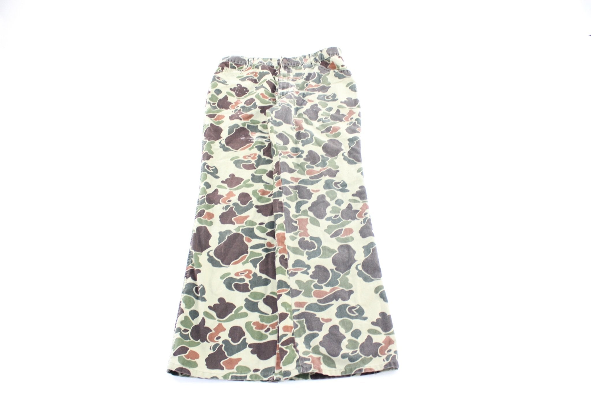 90's Walls Camo Pants - ThriftedThreads.com