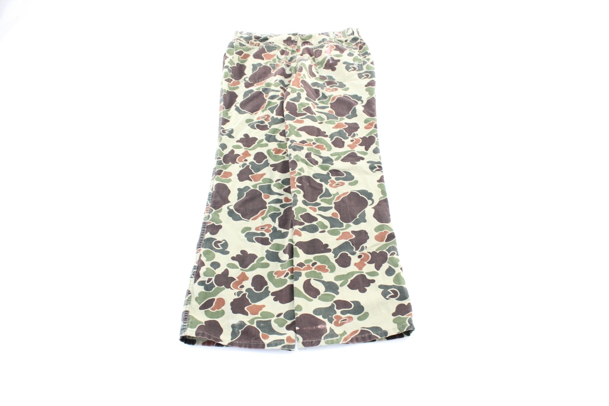 90's Walls Camo Pants - ThriftedThreads.com