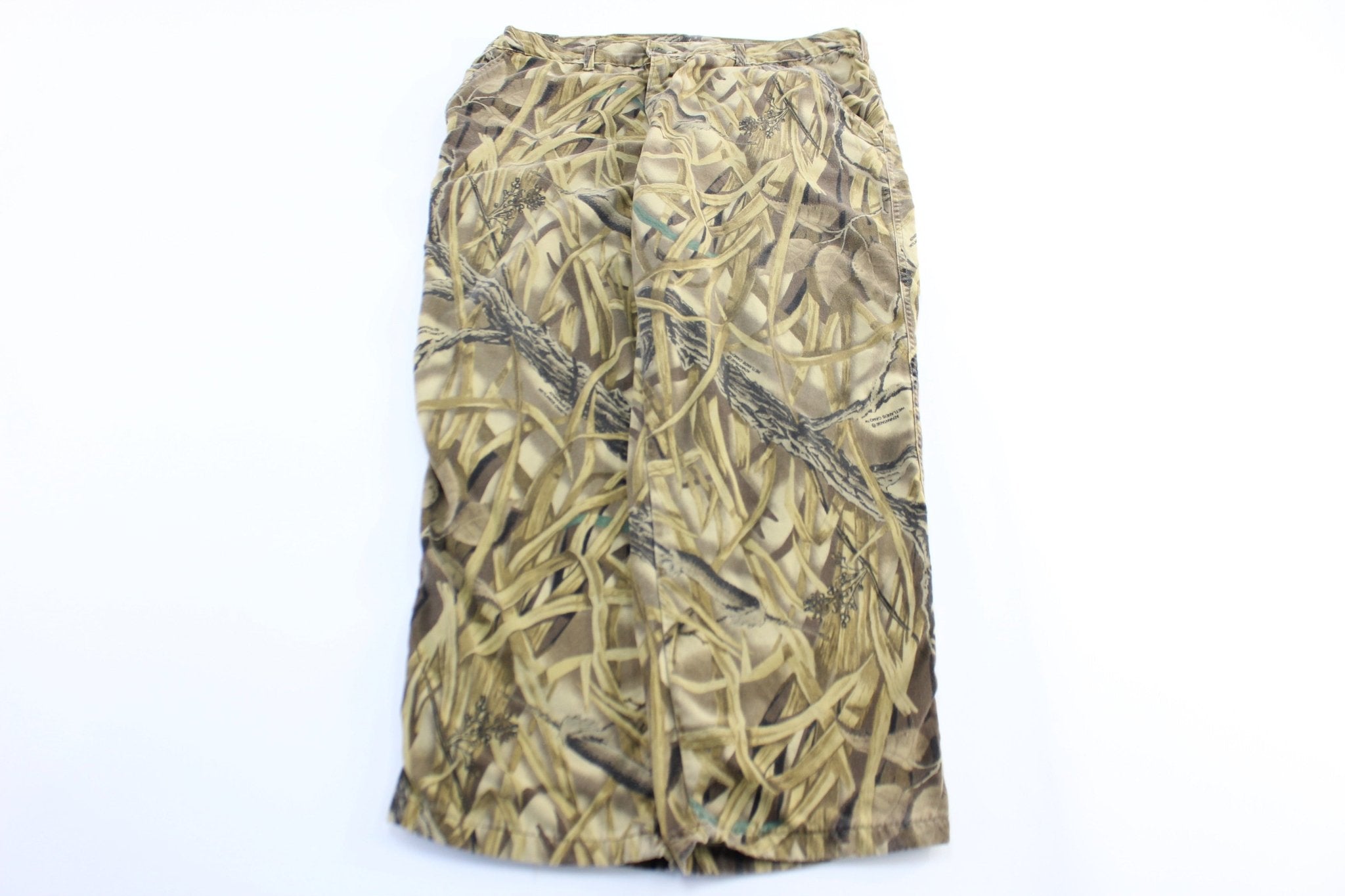 90's Whitewater Outdoors Advantage Wetlands Camo Pants - ThriftedThreads.com