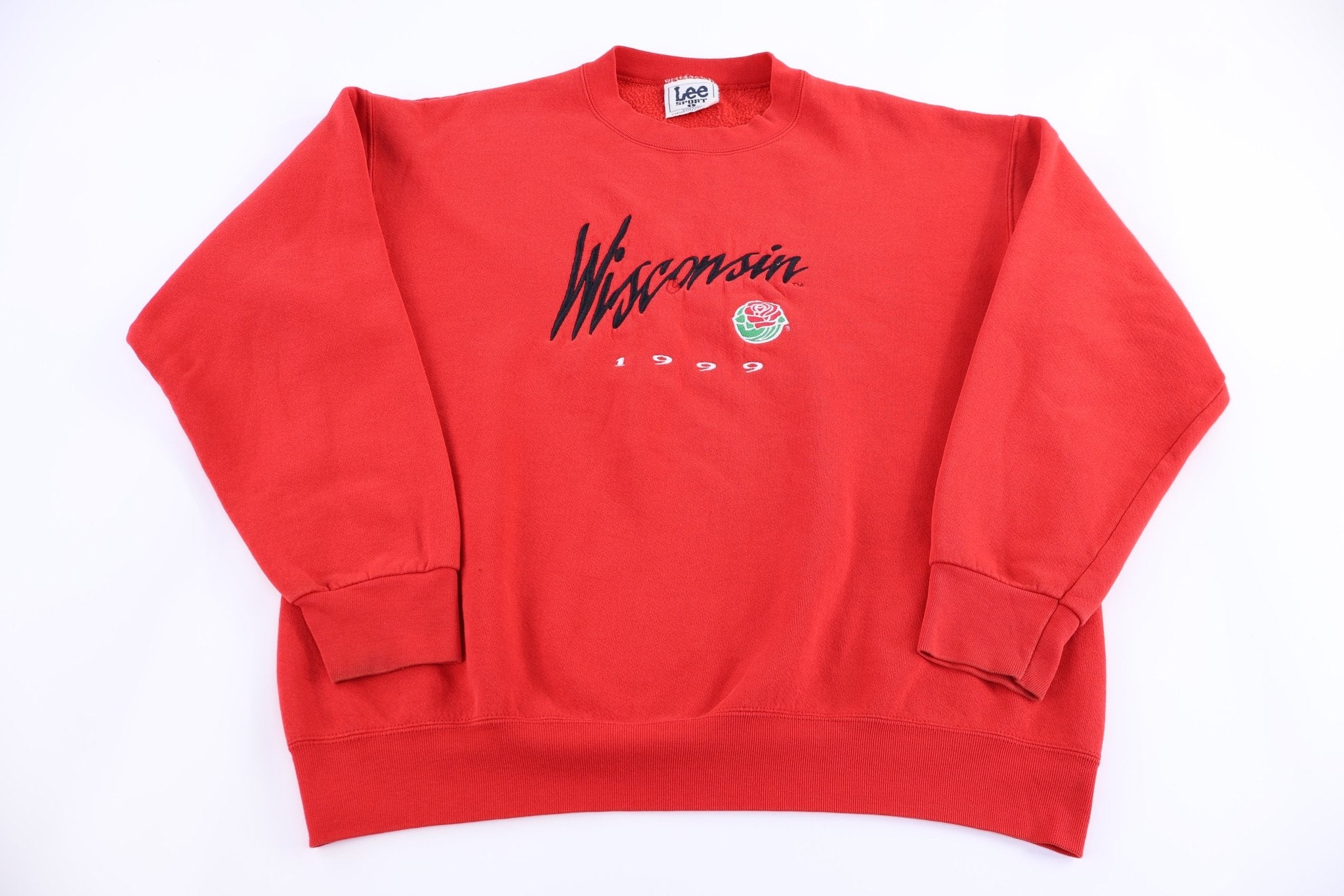 90's Wisconsin Badgers Embrodiered Sweatshirt - Sweatshirt - Thrifted Threads